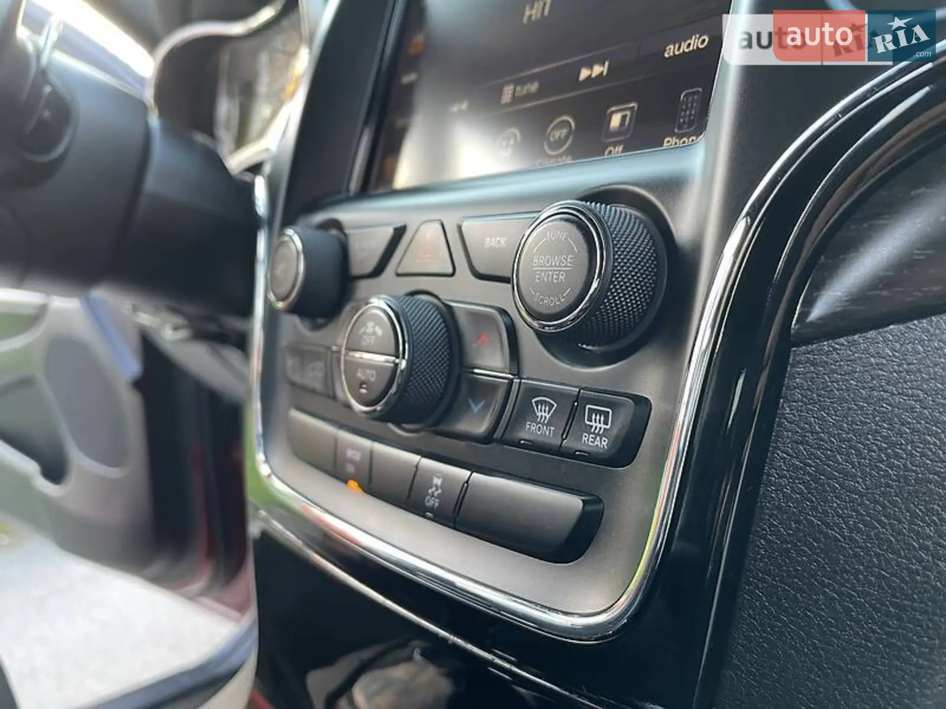 2014 Jeep Grand Cherokee - мініатюра 23