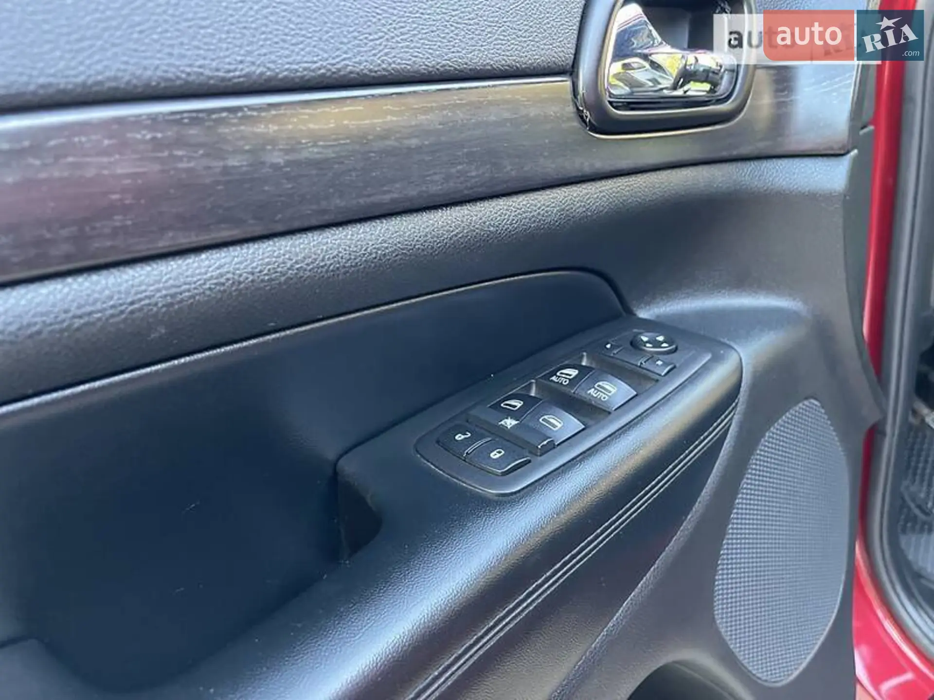 2014 Jeep Grand Cherokee - мініатюра 28