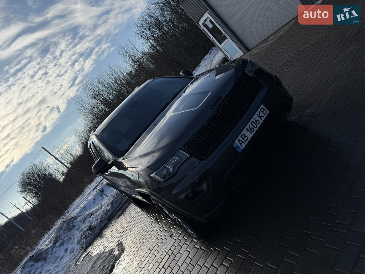 2017 Jeep Grand Cherokee - мініатюра 30