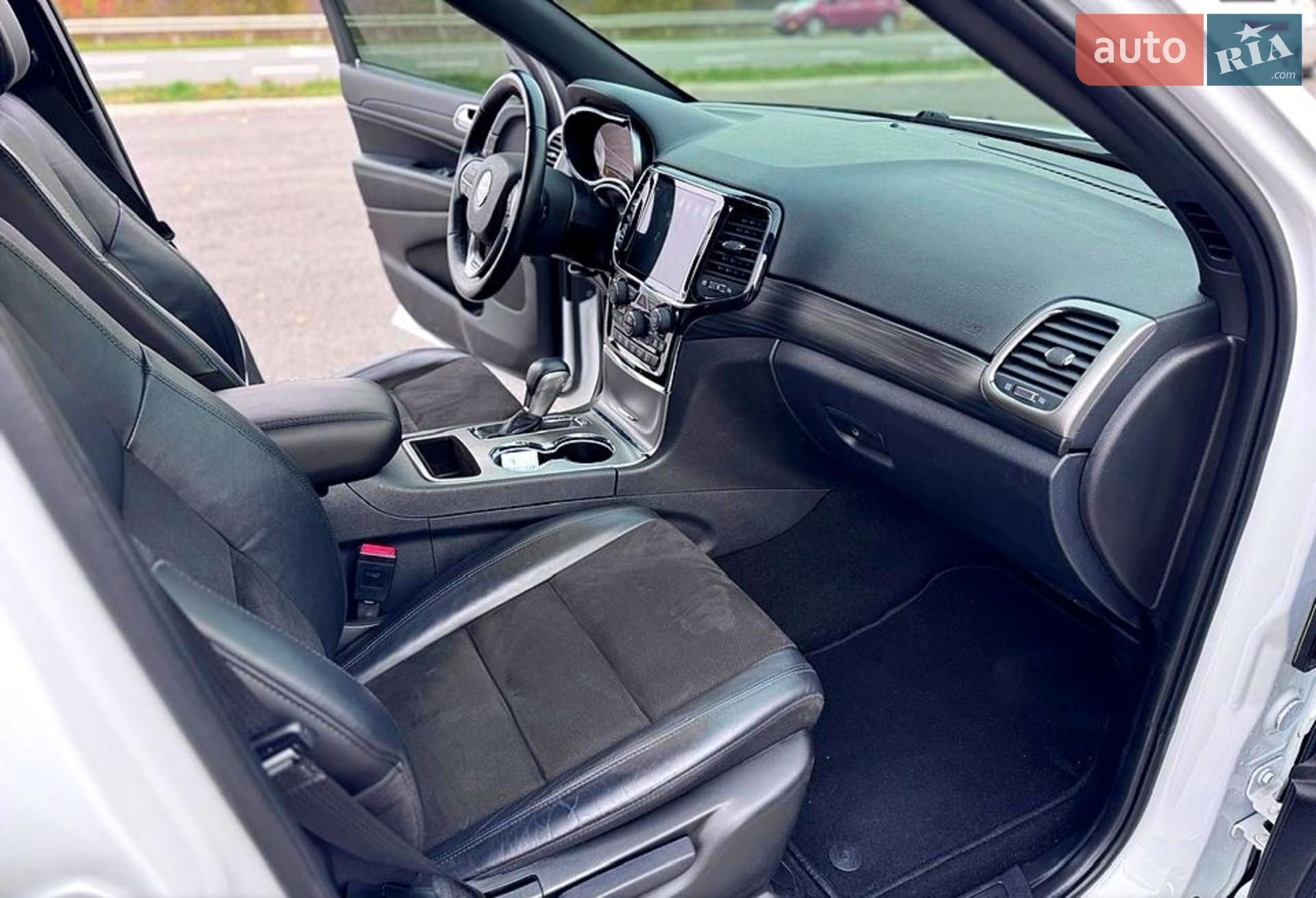 2021 Jeep Grand Cherokee - мініатюра 10