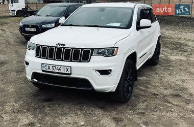 Позашляховик / Кросовер Jeep Grand Cherokee 2017 в Смілі