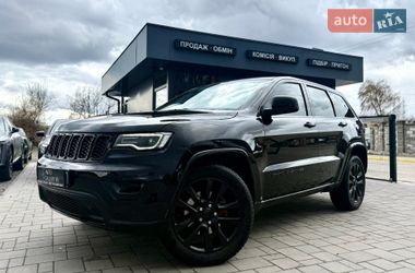 Внедорожник / Кроссовер Jeep Grand Cherokee 2017 в Ровно