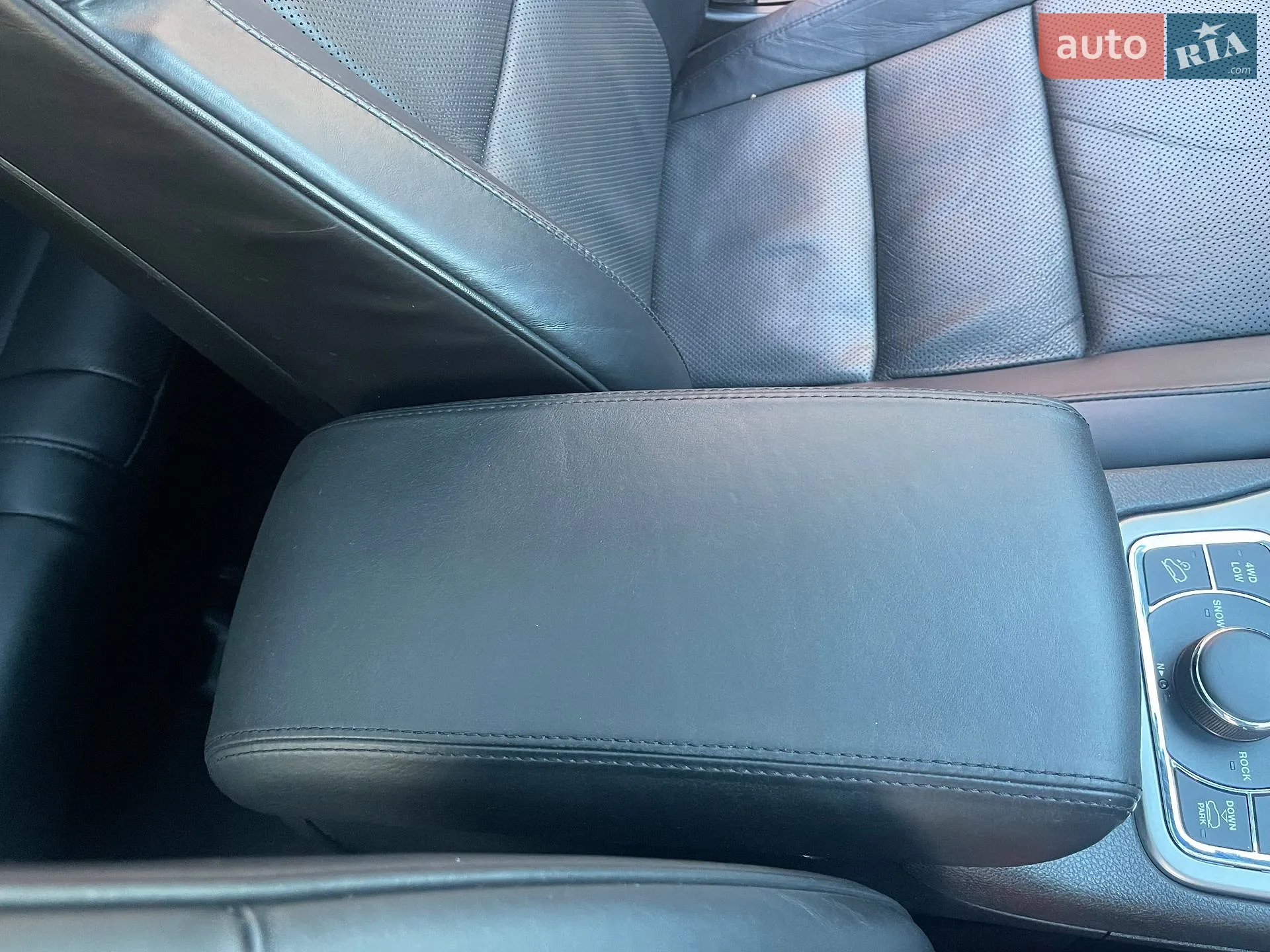 2017 Jeep Grand Cherokee - мініатюра 253