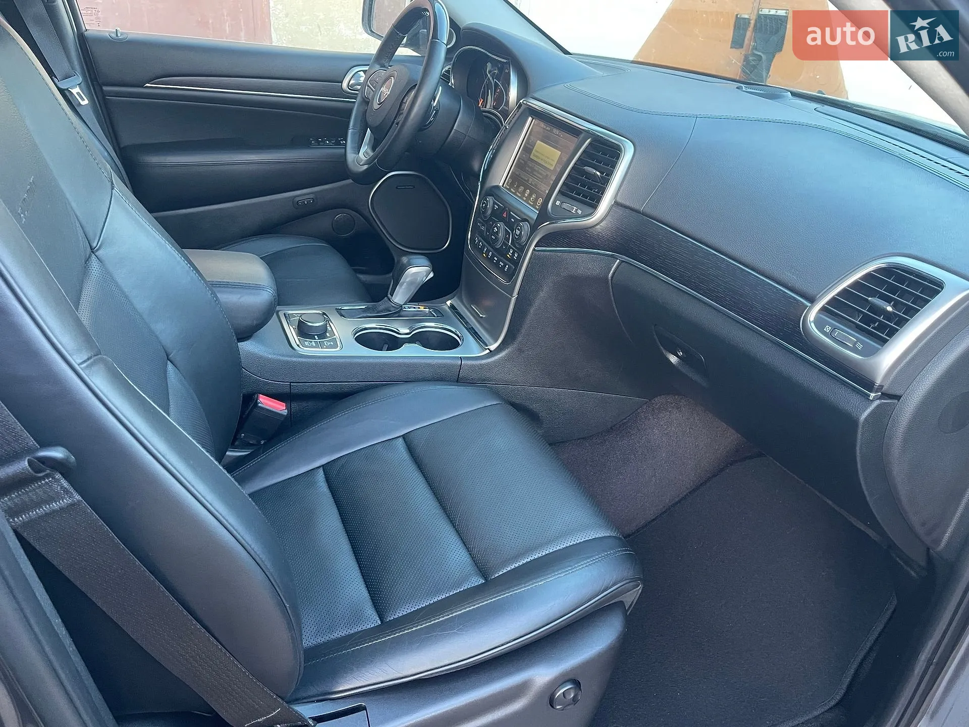 2017 Jeep Grand Cherokee - мініатюра 255