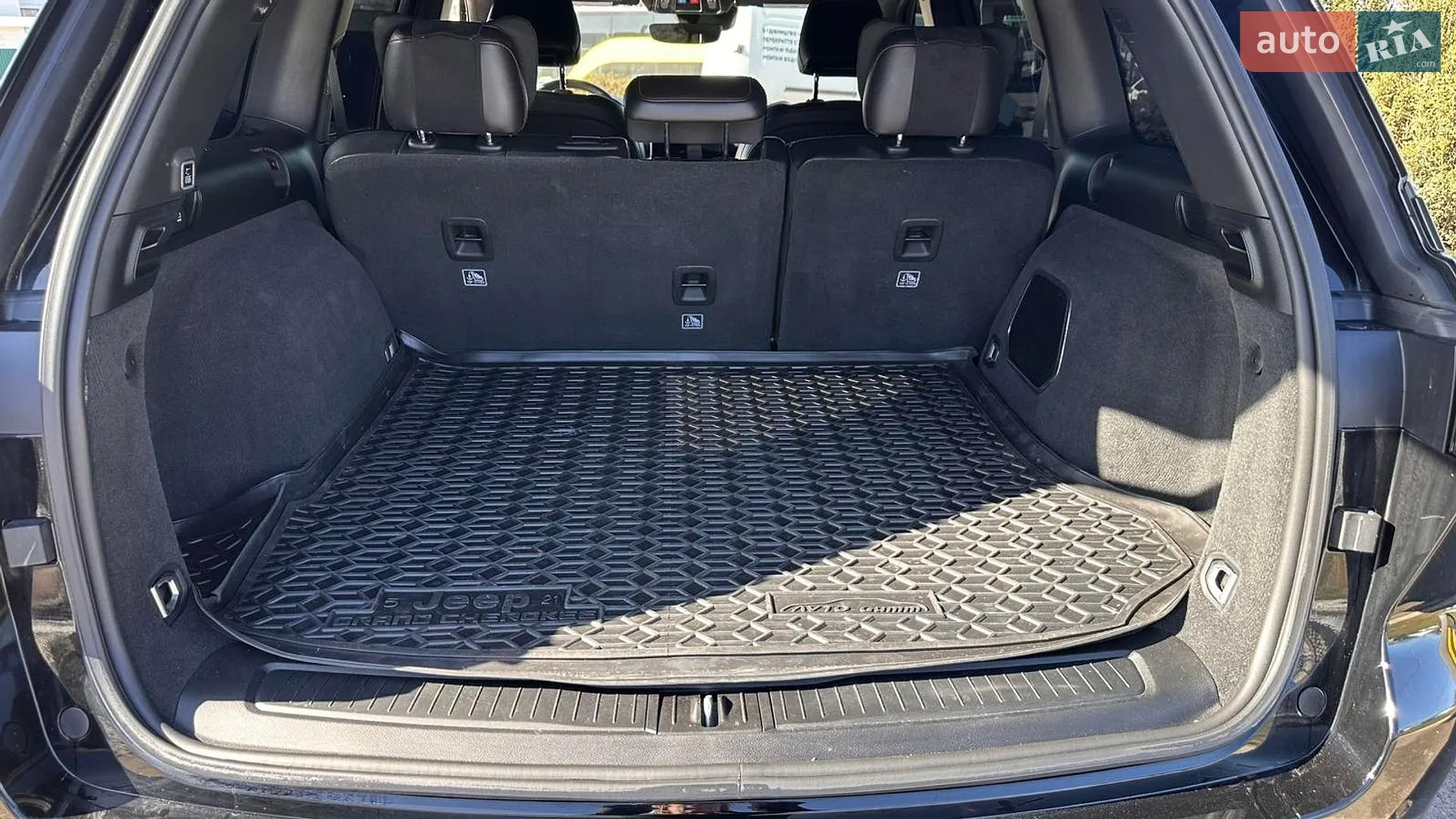 2022 Jeep Grand Cherokee - мініатюра 17