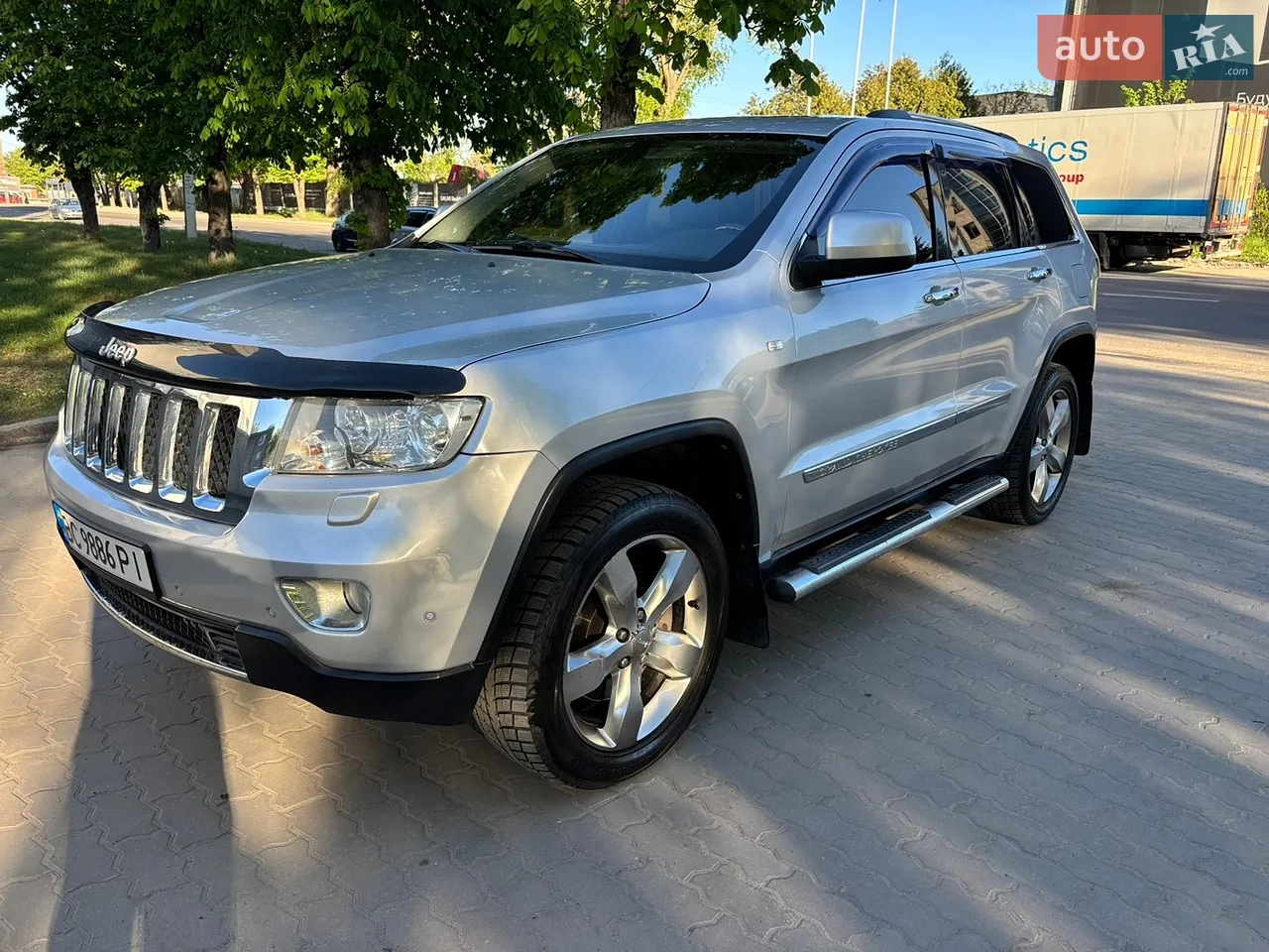 2011 Jeep Grand Cherokee - мініатюра 20