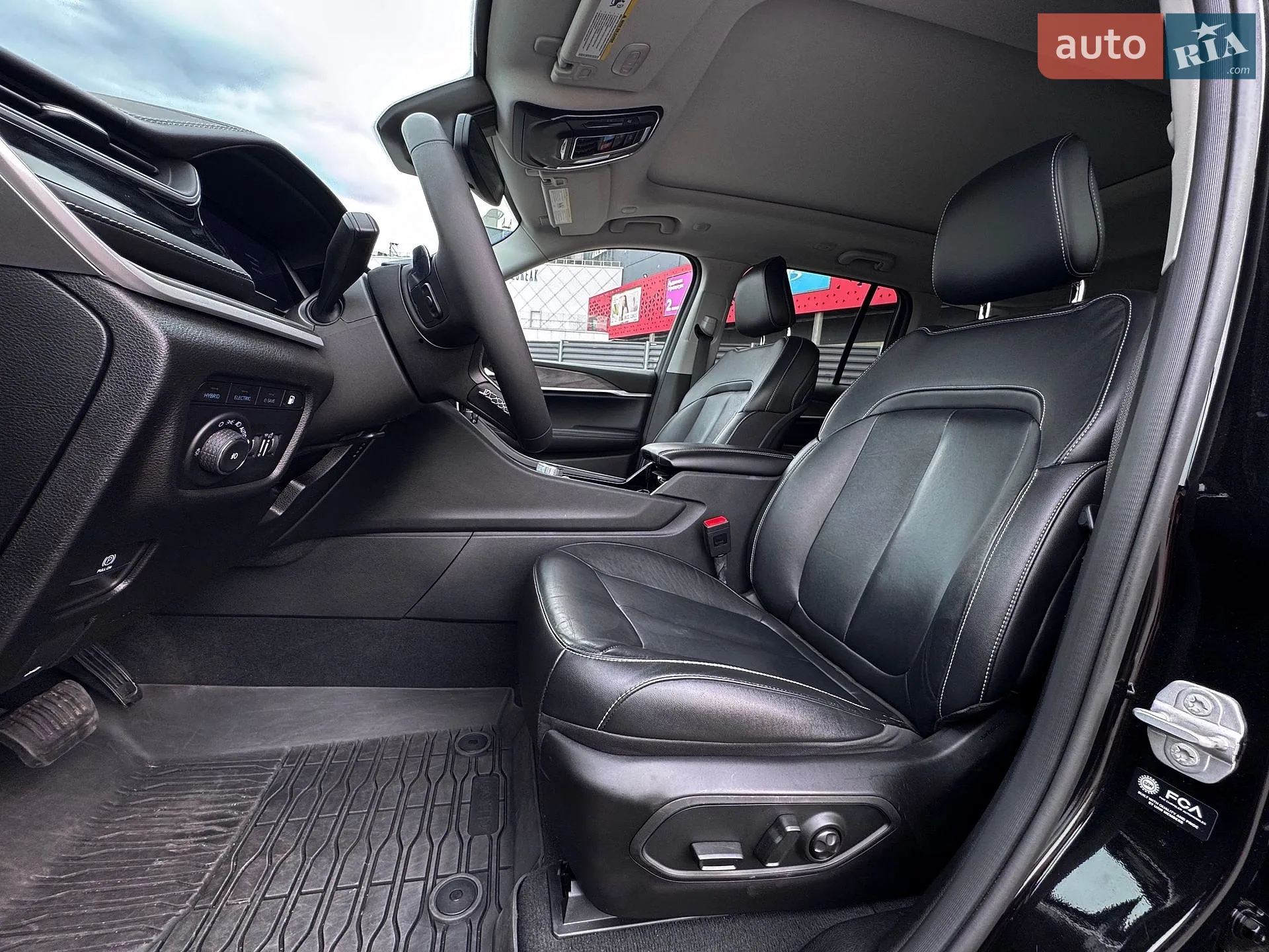 2022 Jeep Grand Cherokee - мініатюра 26