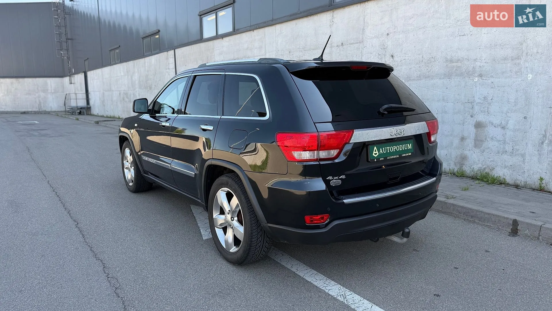 2011 Jeep Grand Cherokee - мініатюра 22