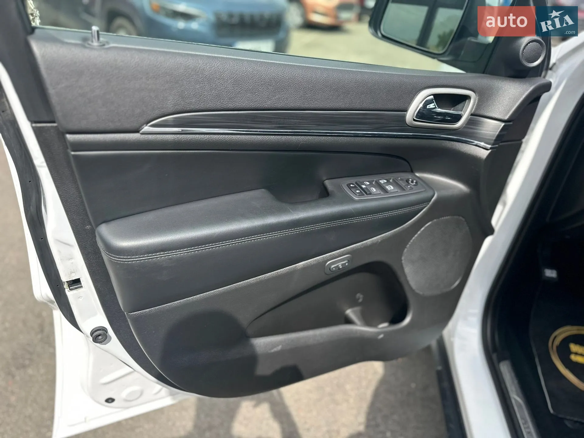 2020 Jeep Grand Cherokee - мініатюра 16
