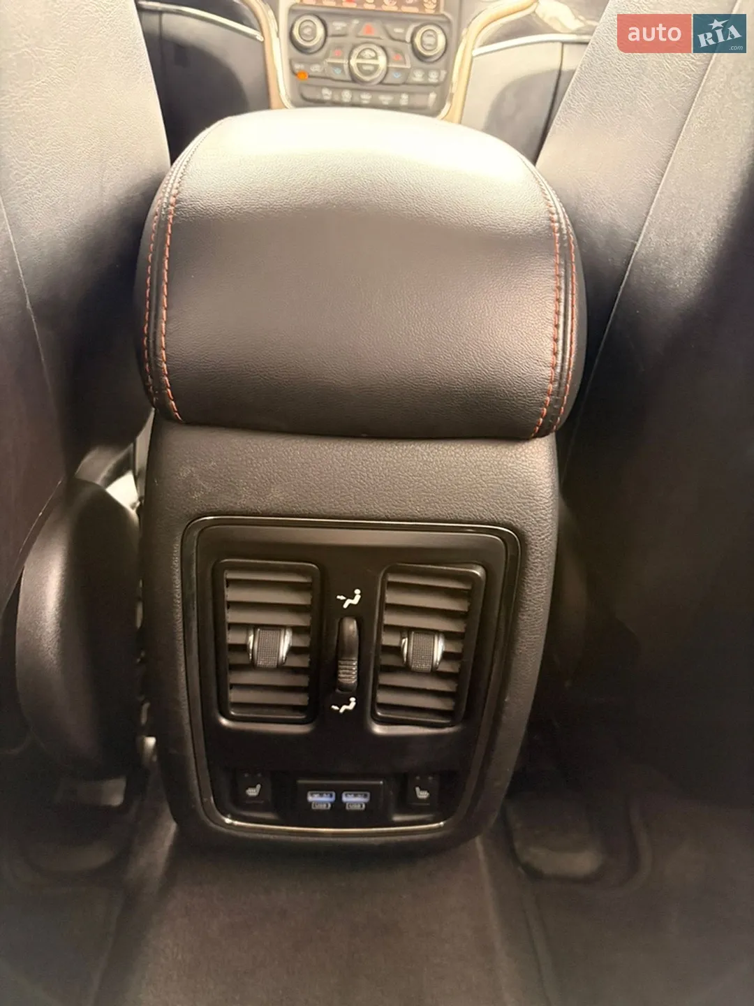 2016 Jeep Grand Cherokee - мініатюра 38