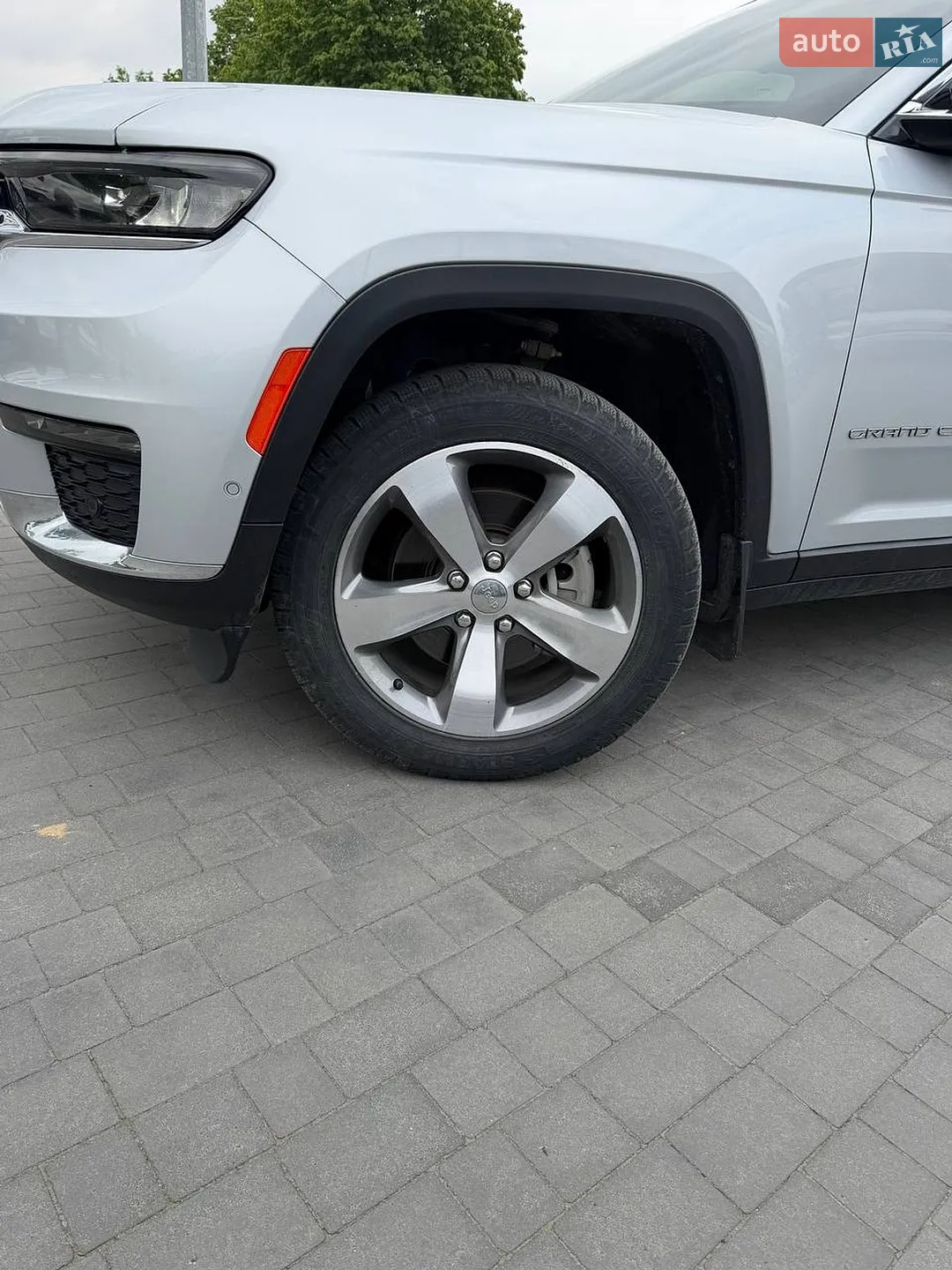 2023 Jeep Grand Cherokee - мініатюра 9