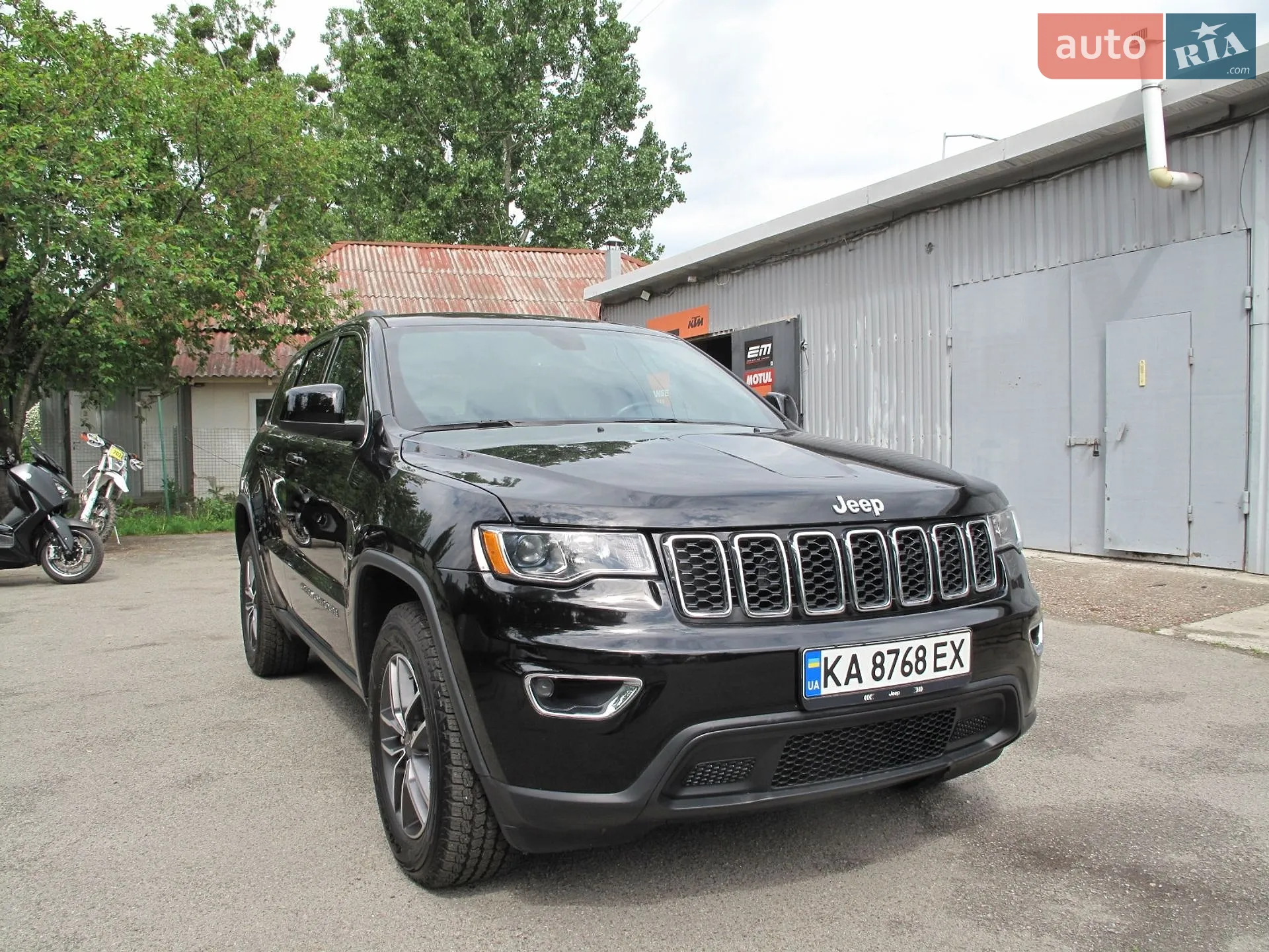2020 Jeep Grand Cherokee - фото 1