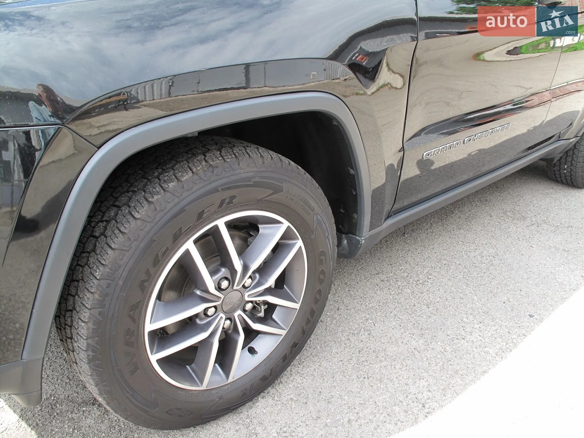 2020 Jeep Grand Cherokee - мініатюра 17