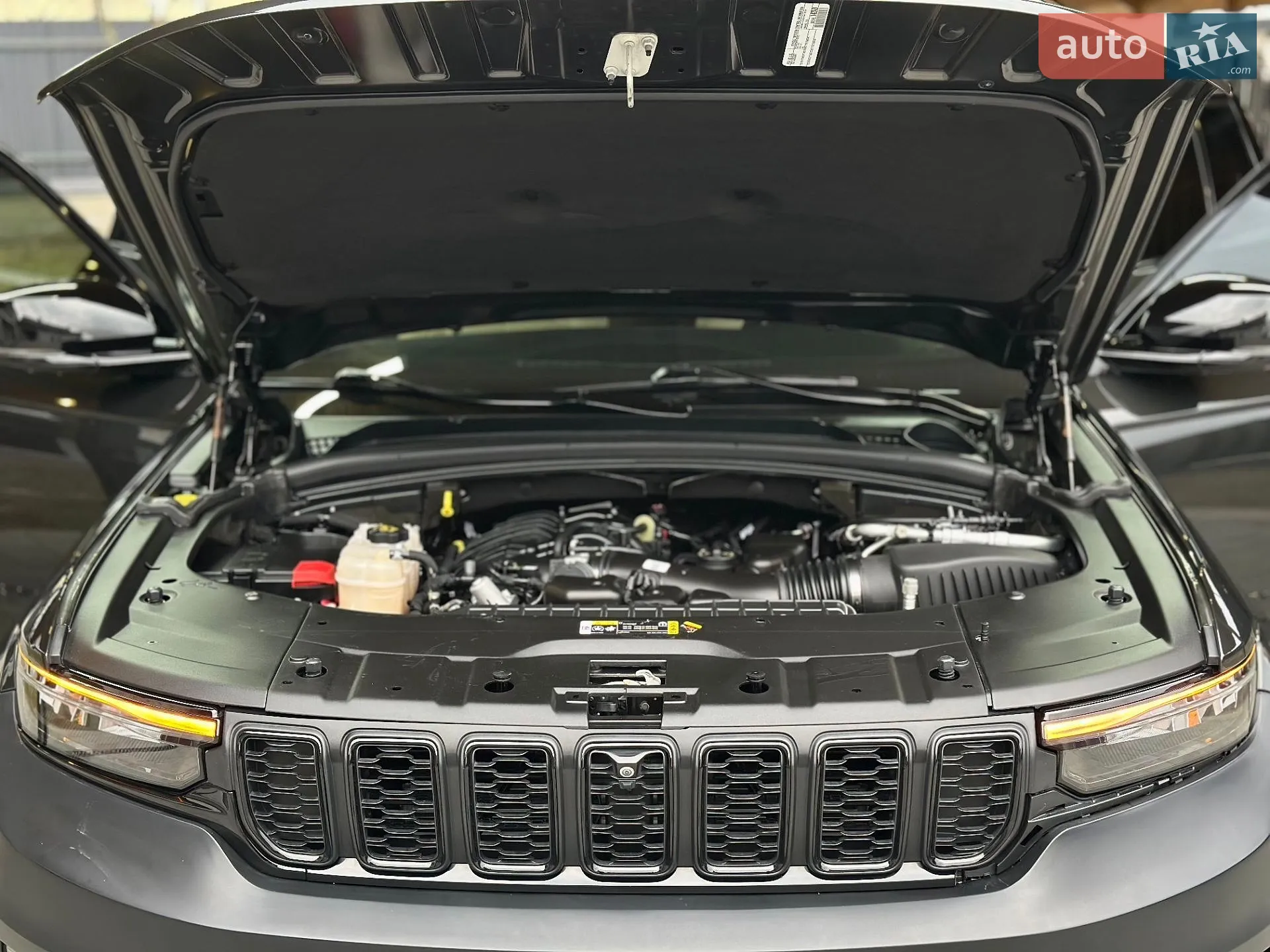 2023 Jeep Grand Cherokee - мініатюра 19