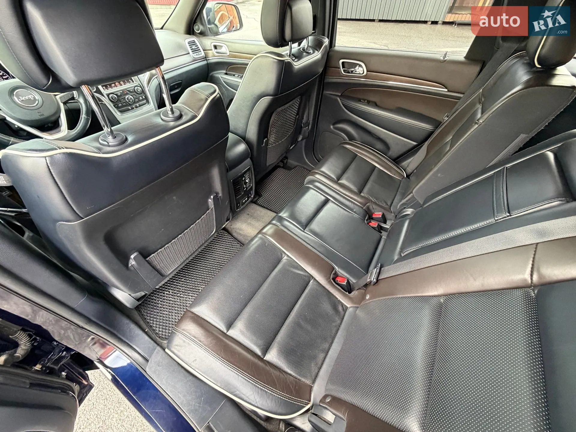 2013 Jeep Grand Cherokee - мініатюра 18