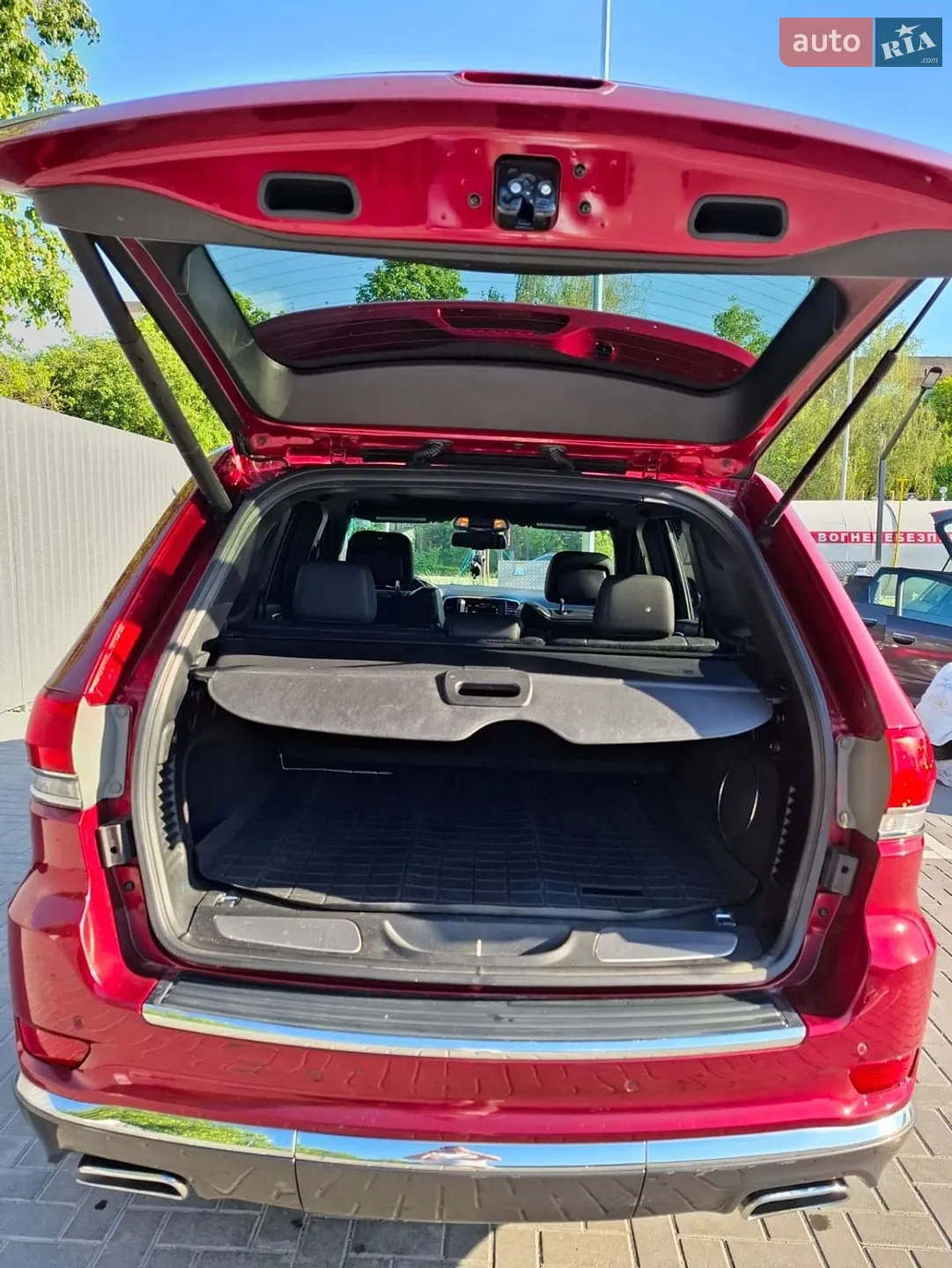 2014 Jeep Grand Cherokee - мініатюра 31