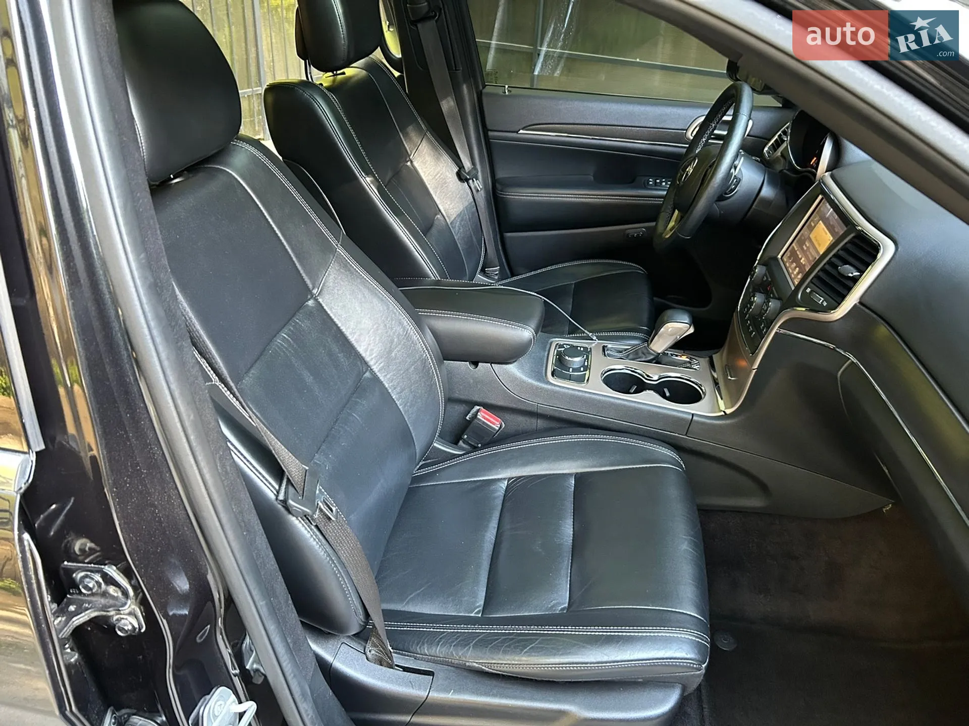 2016 Jeep Grand Cherokee - мініатюра 26