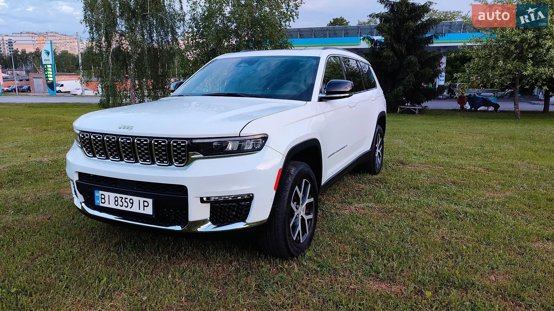 2024 Jeep Grand Cherokee - фото 1