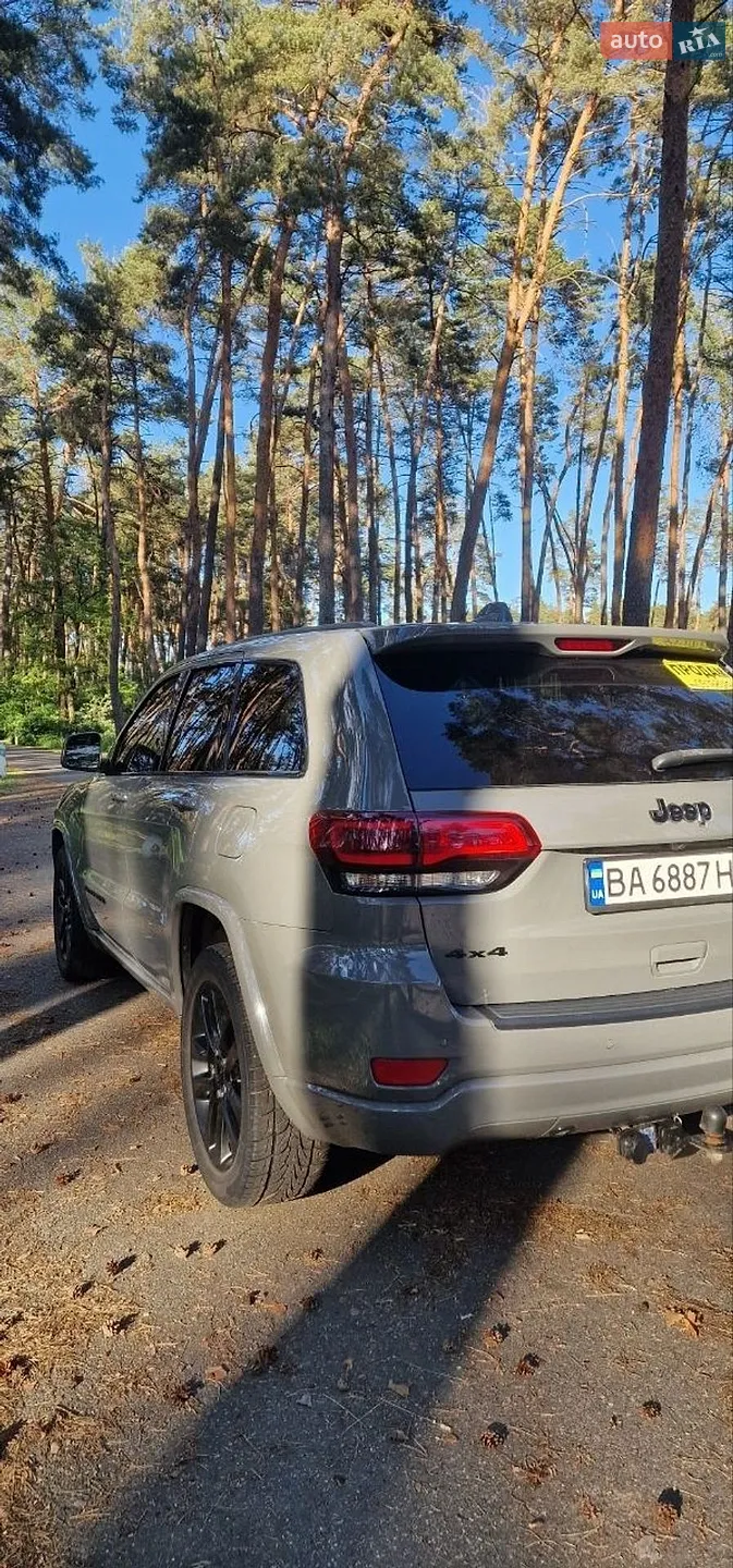 2020 Jeep Grand Cherokee - мініатюра 12