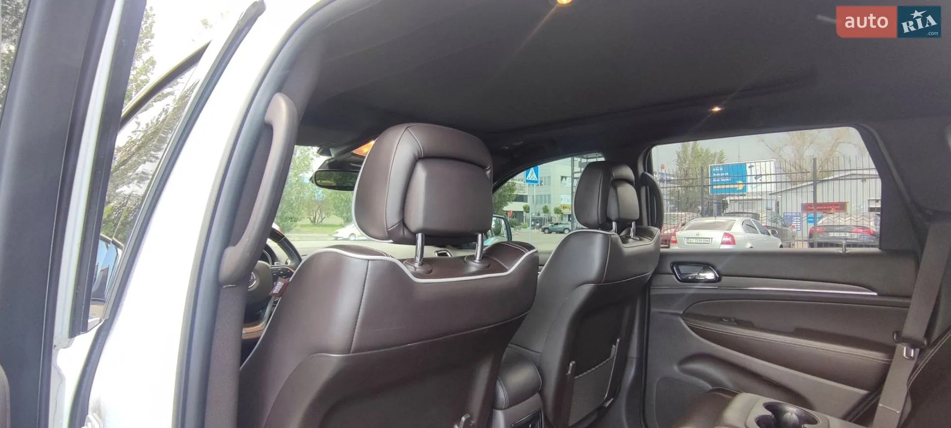 2019 Jeep Grand Cherokee - мініатюра 15