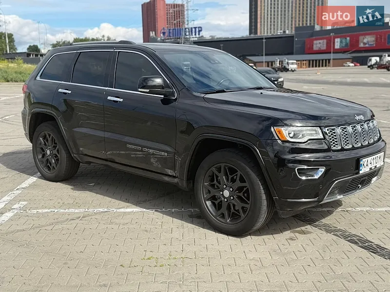 Jeep Grand Cherokee 2019 VIN 1C4RJFCG7LC134569 фото оголошення 9 з 121