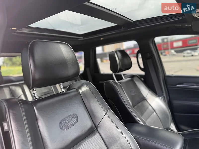 Jeep Grand Cherokee 2019 VIN 1C4RJFCG7LC134569 фото оголошення 14 з 121