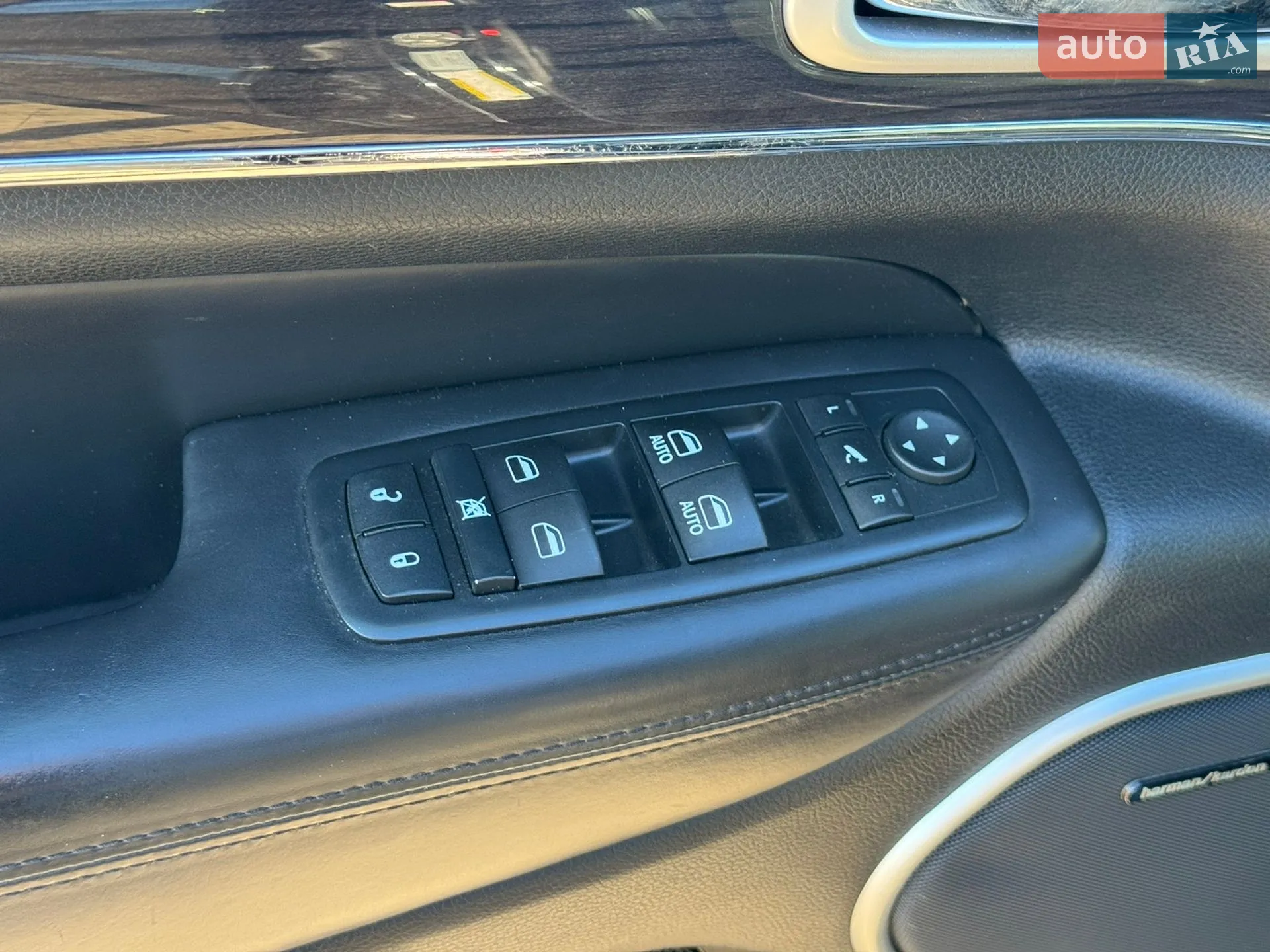 2016 Jeep Grand Cherokee - мініатюра 12