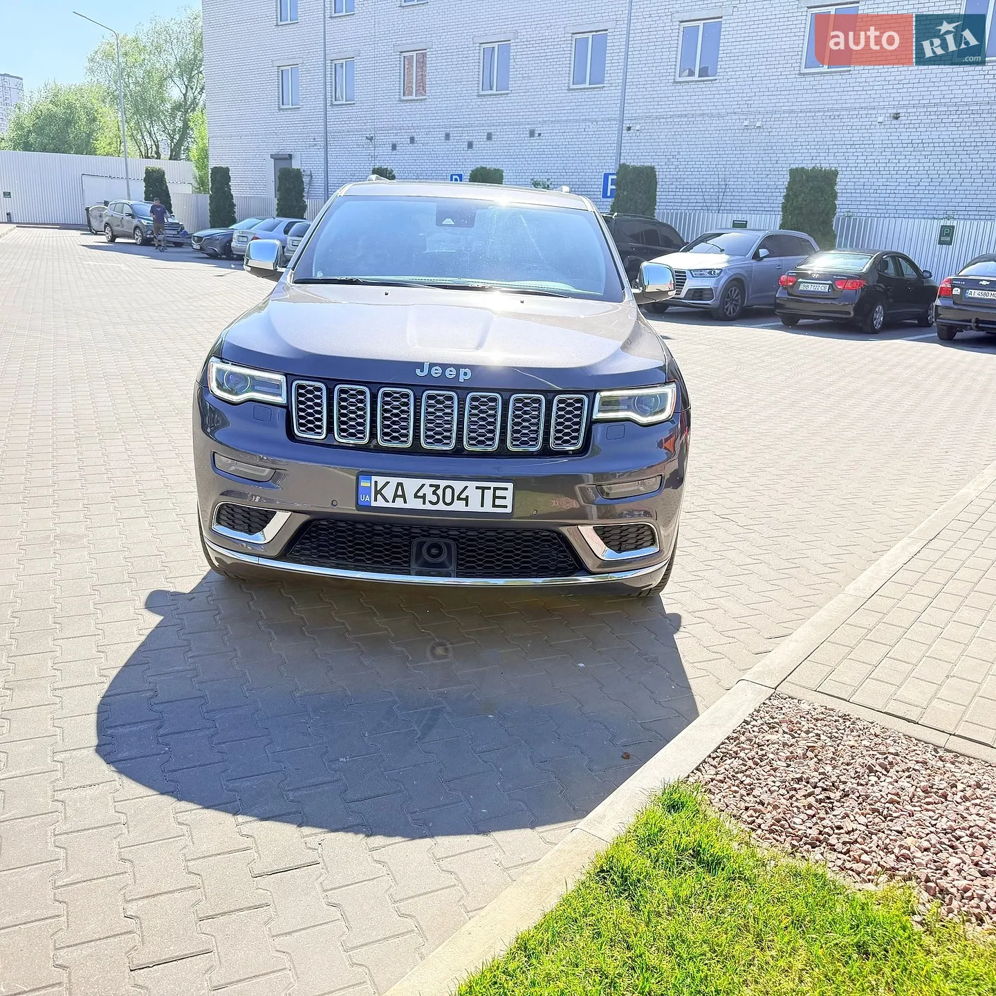 2020 Jeep Grand Cherokee - мініатюра 38