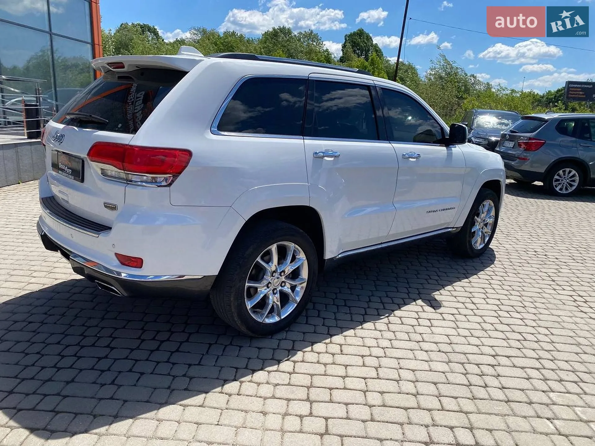 2015 Jeep Grand Cherokee - мініатюра 10