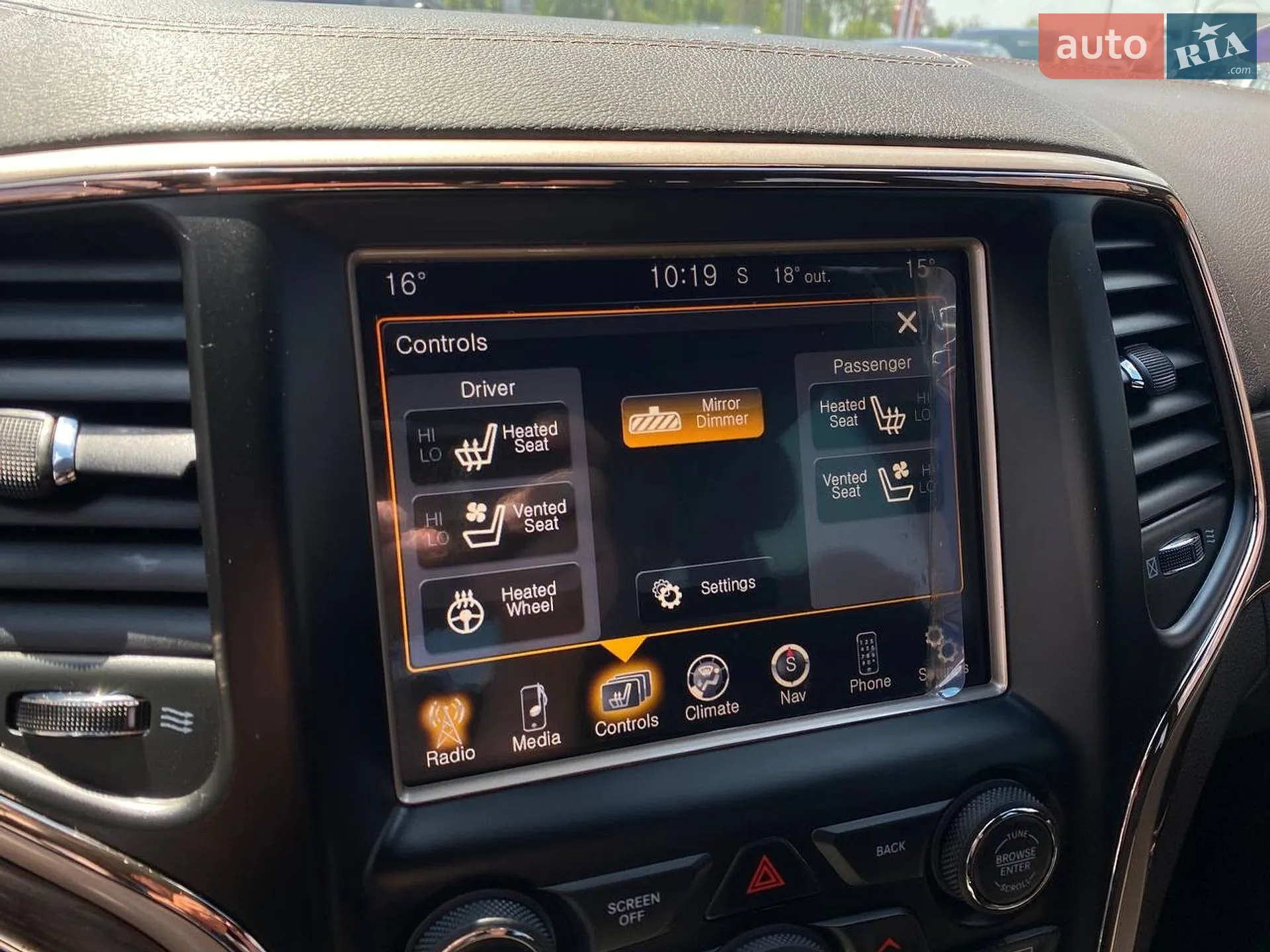 2015 Jeep Grand Cherokee - мініатюра 19