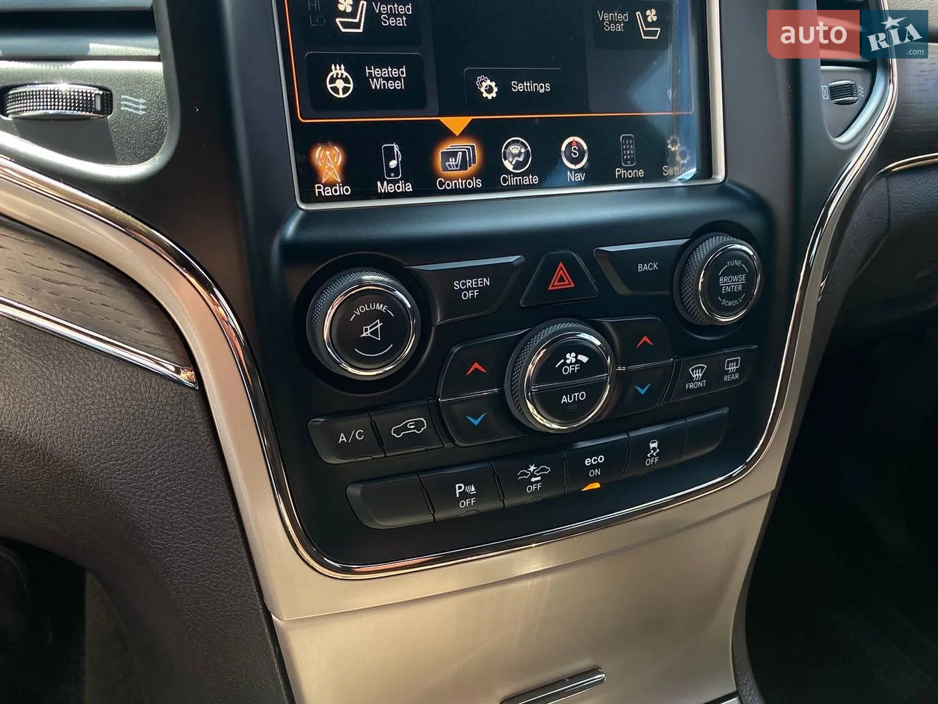 2015 Jeep Grand Cherokee - мініатюра 20