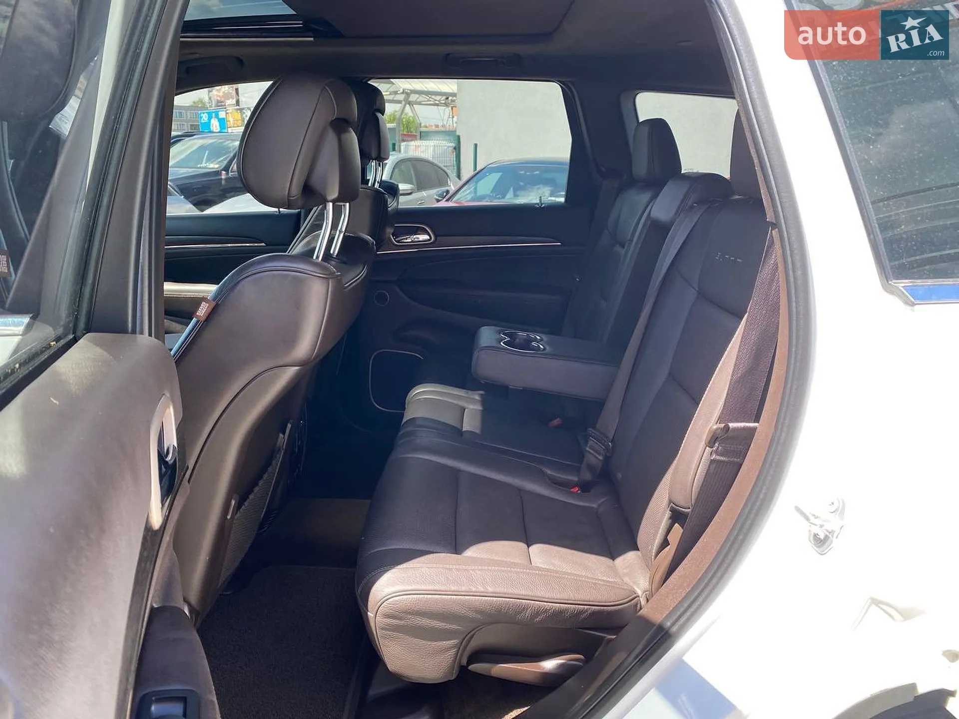 2015 Jeep Grand Cherokee - мініатюра 25