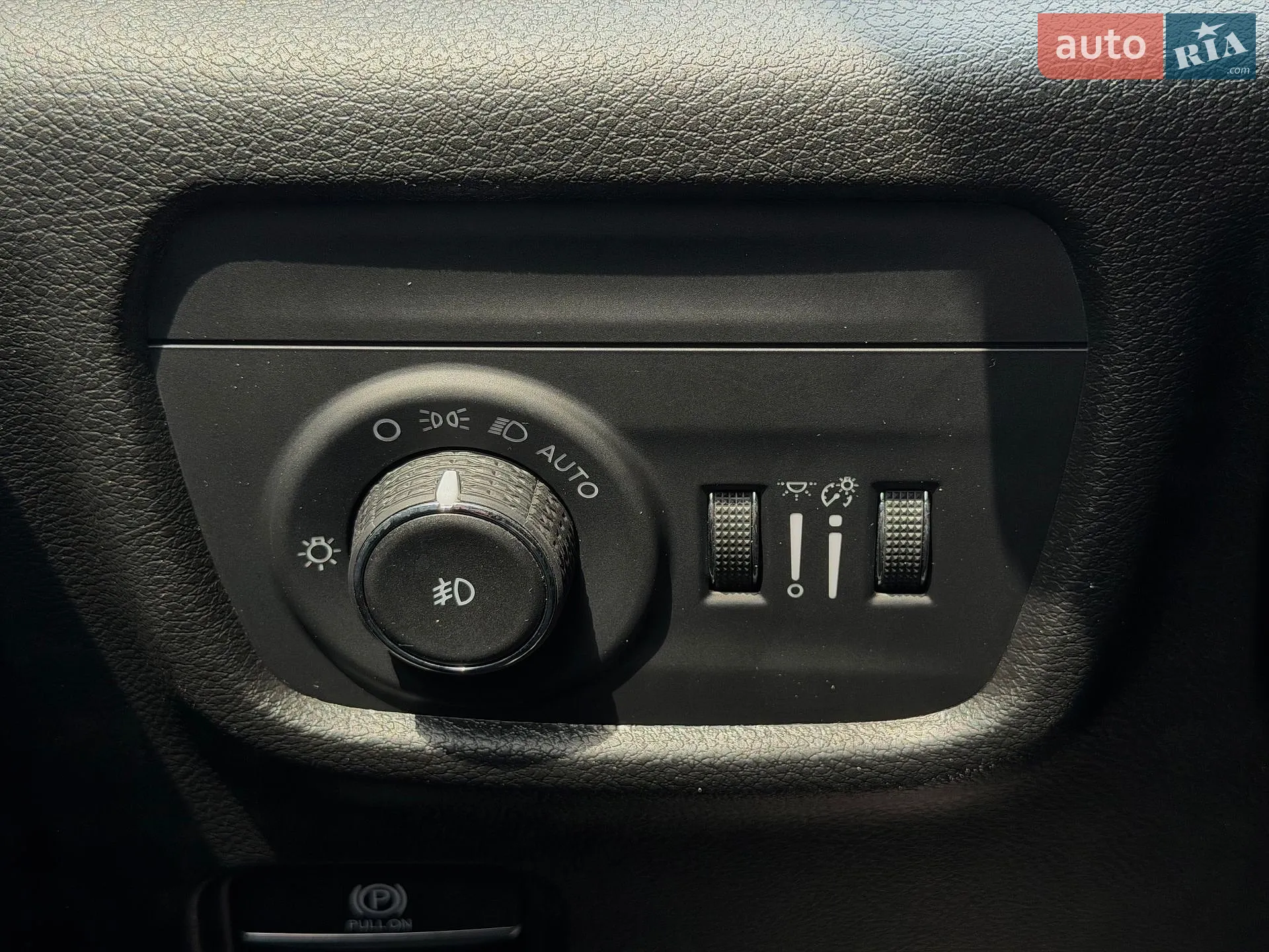 2023 Jeep Grand Cherokee - мініатюра 25