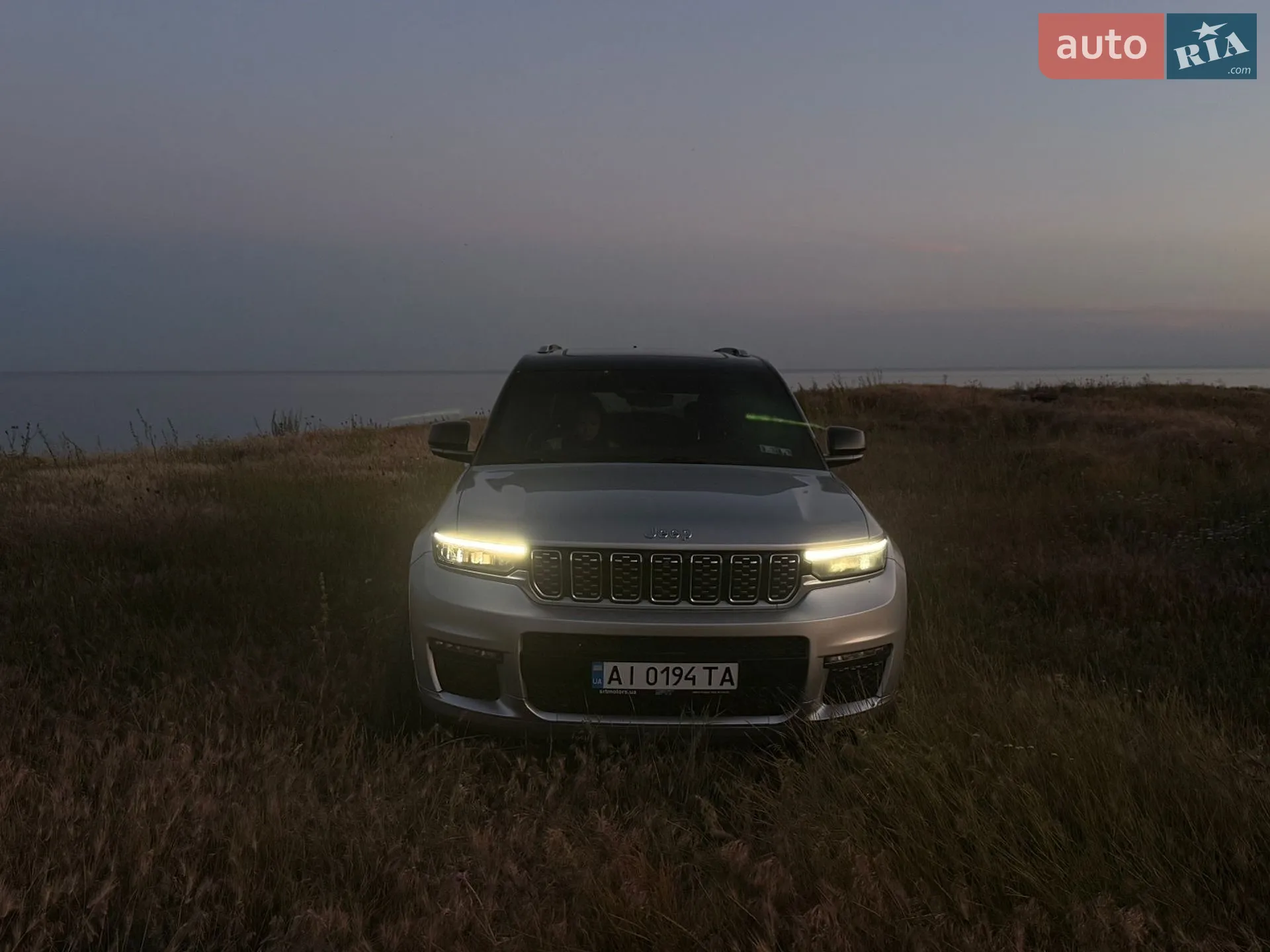 2022 Jeep Grand Cherokee - мініатюра 26