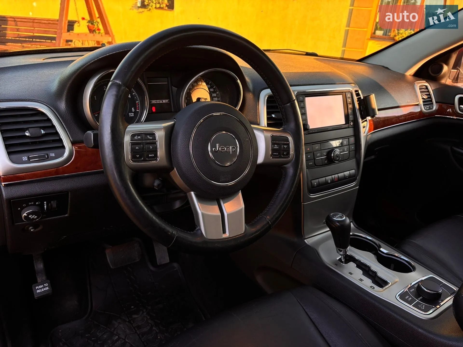 2012 Jeep Grand Cherokee - мініатюра 22