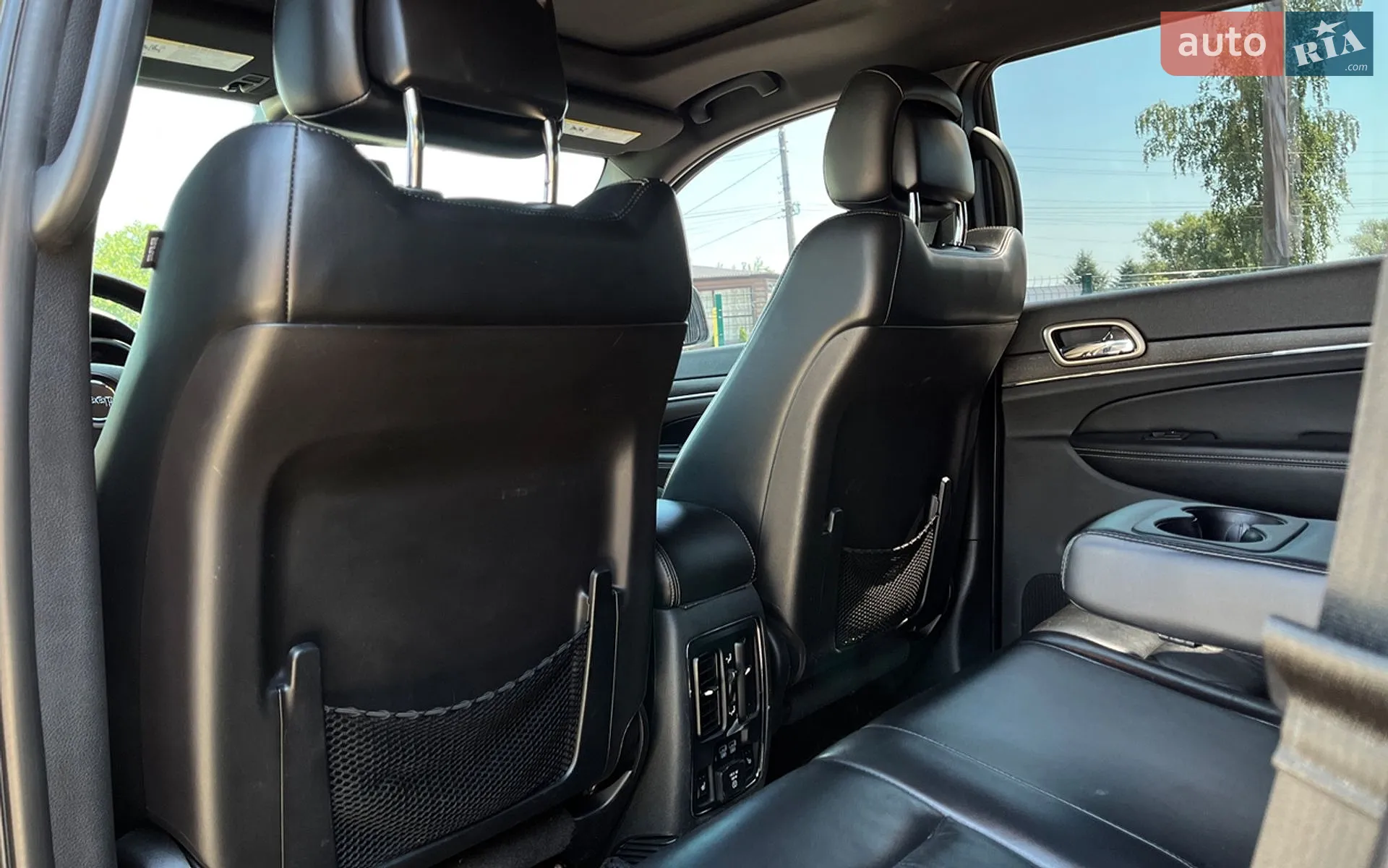 2016 Jeep Grand Cherokee - мініатюра 26