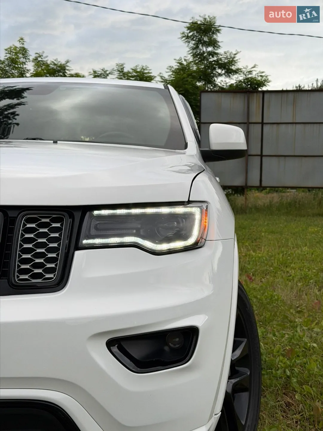 2019 Jeep Grand Cherokee - мініатюра 3