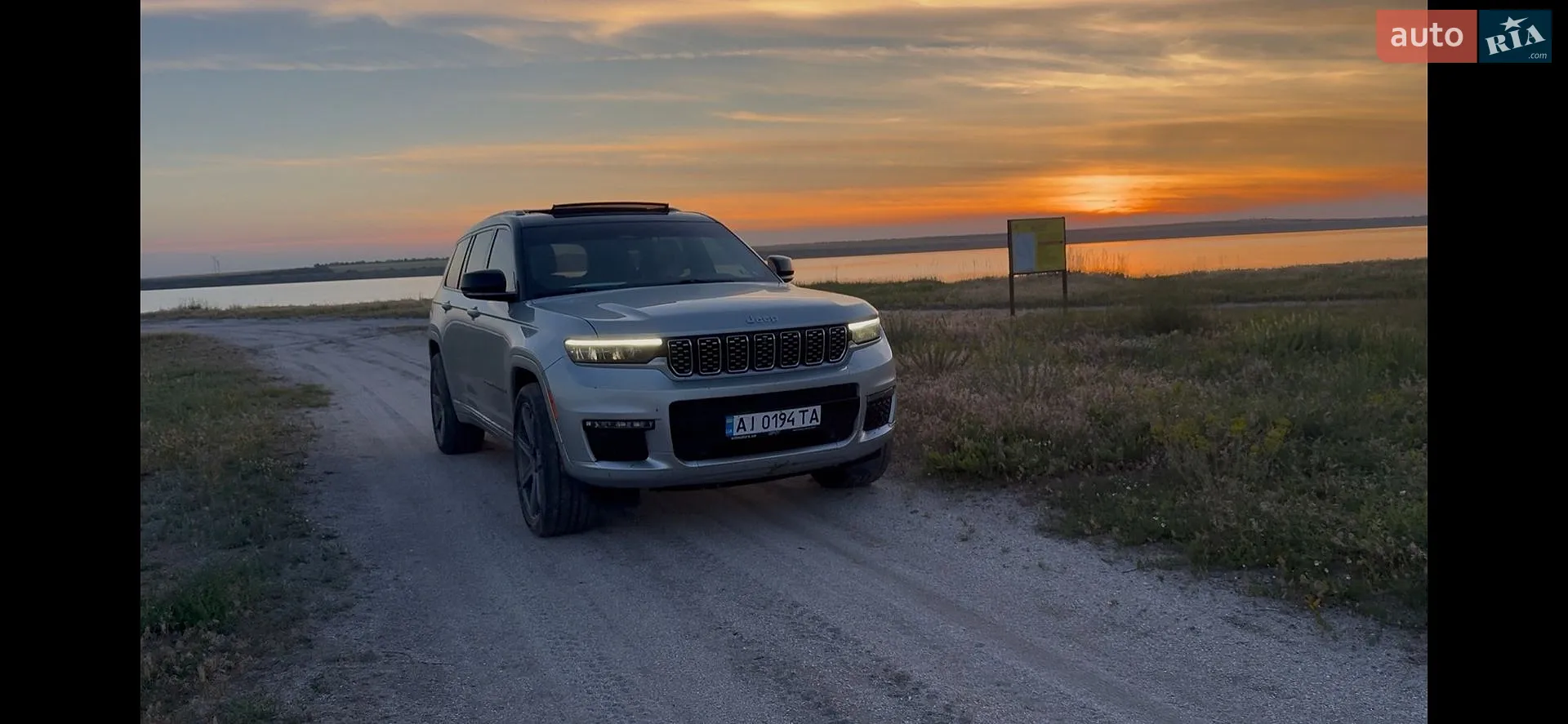 2022 Jeep Grand Cherokee - мініатюра 13