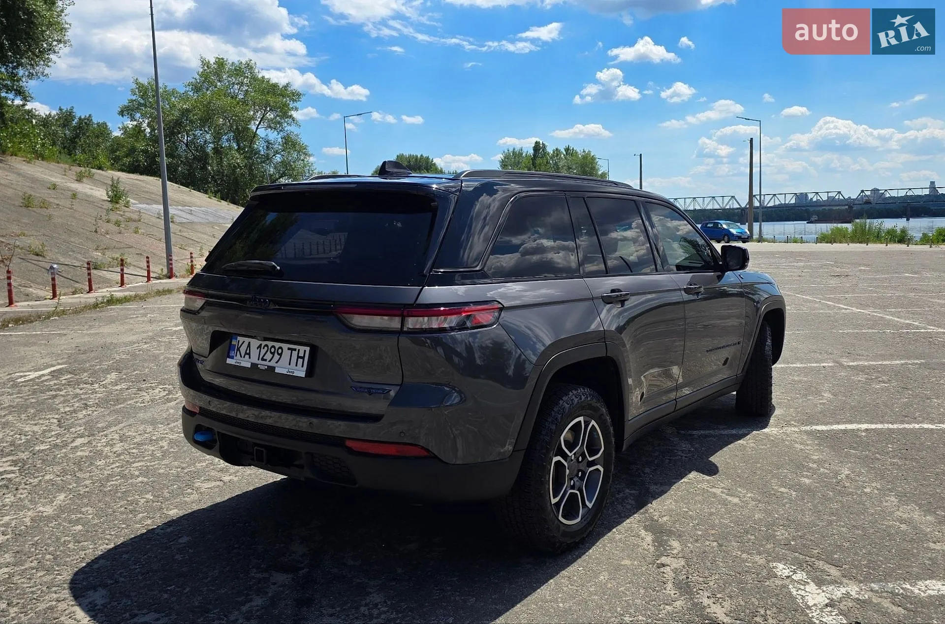 2022 Jeep Grand Cherokee - мініатюра 9