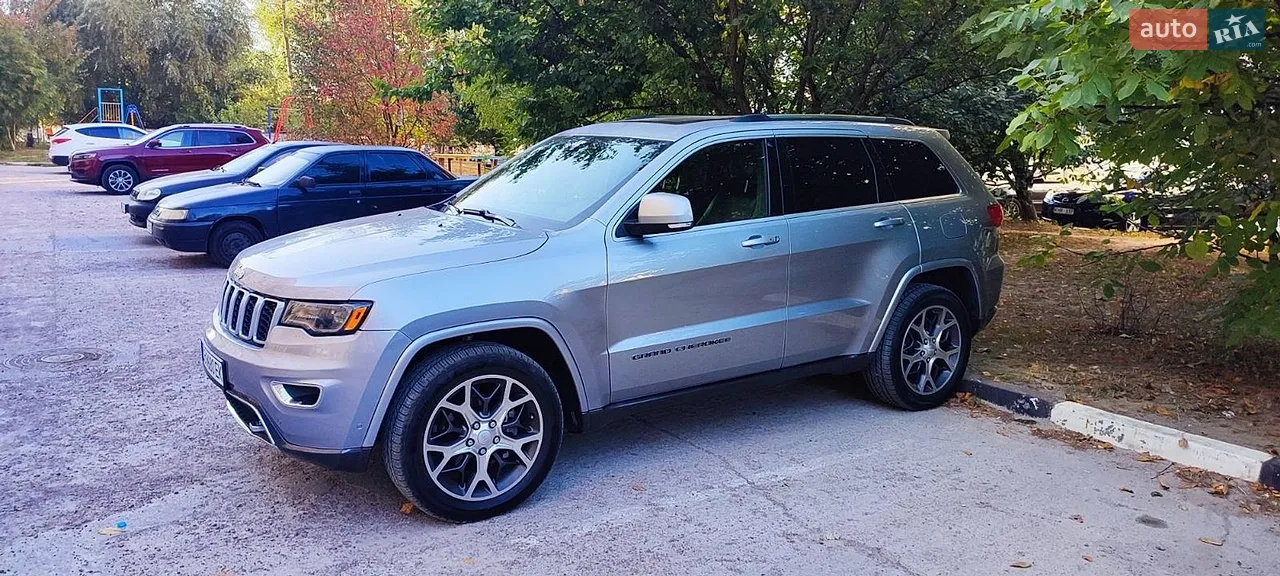 2016 Jeep Grand Cherokee - мініатюра 21
