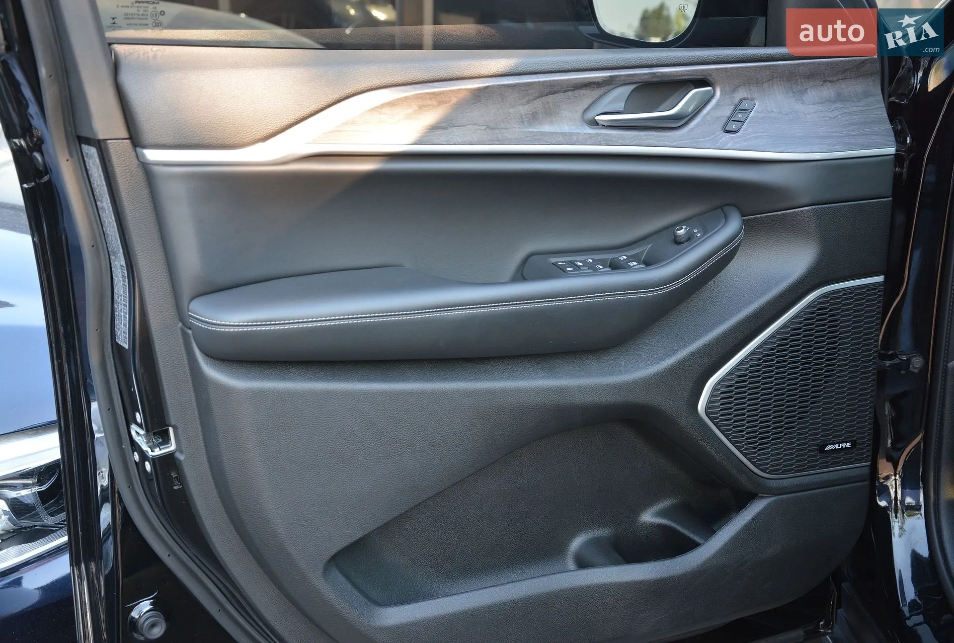 2022 Jeep Grand Cherokee - мініатюра 18