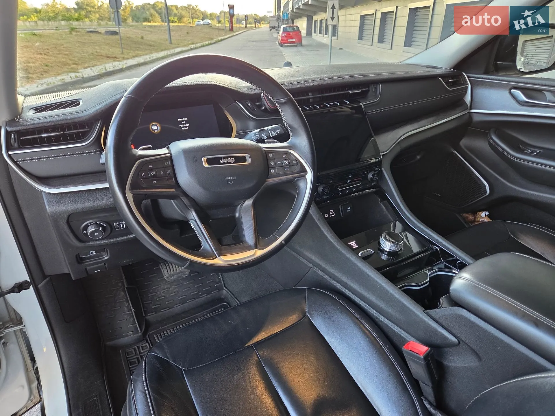2022 Jeep Grand Cherokee - мініатюра 10