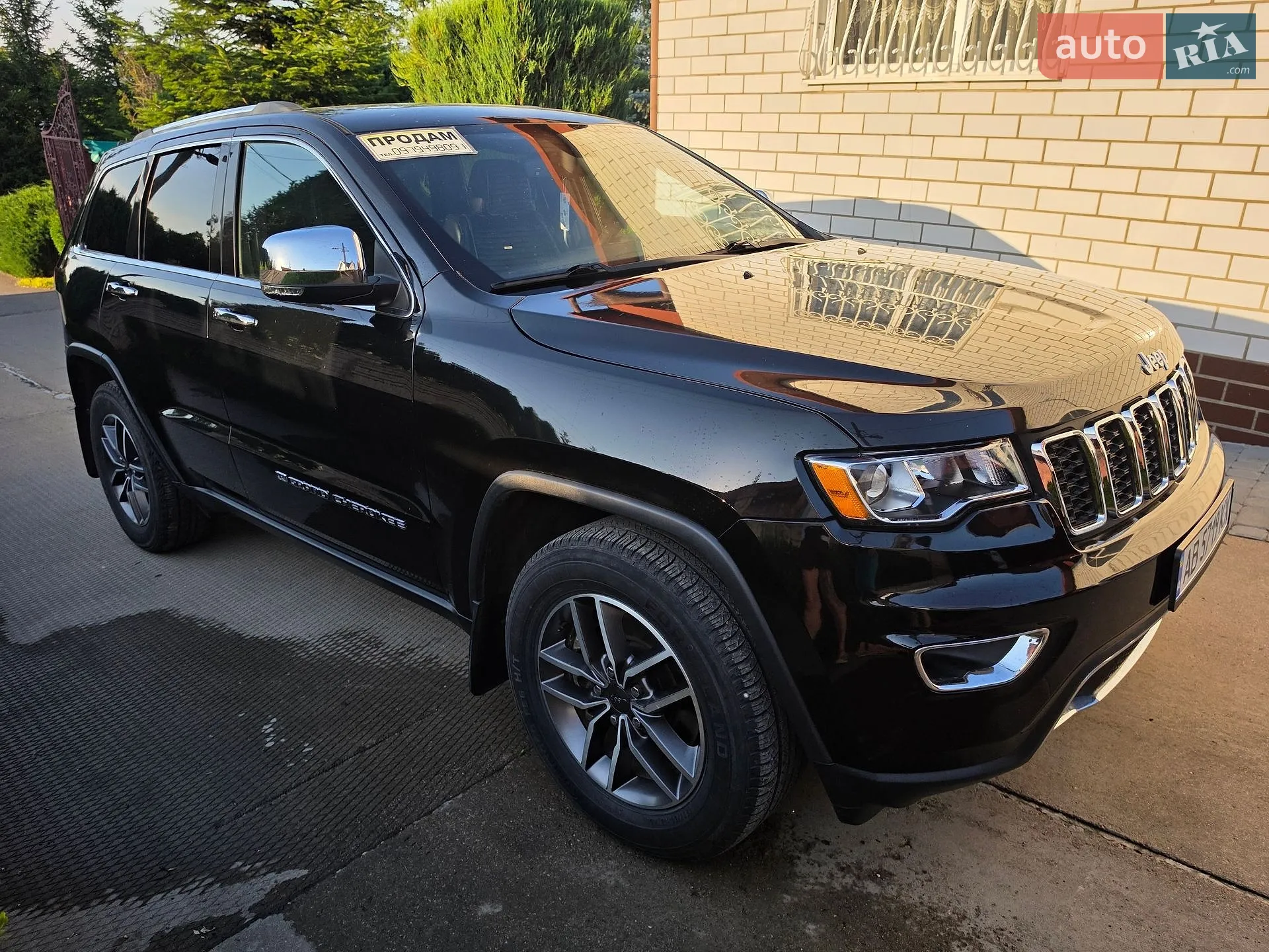 2022 Jeep Grand Cherokee - мініатюра 3