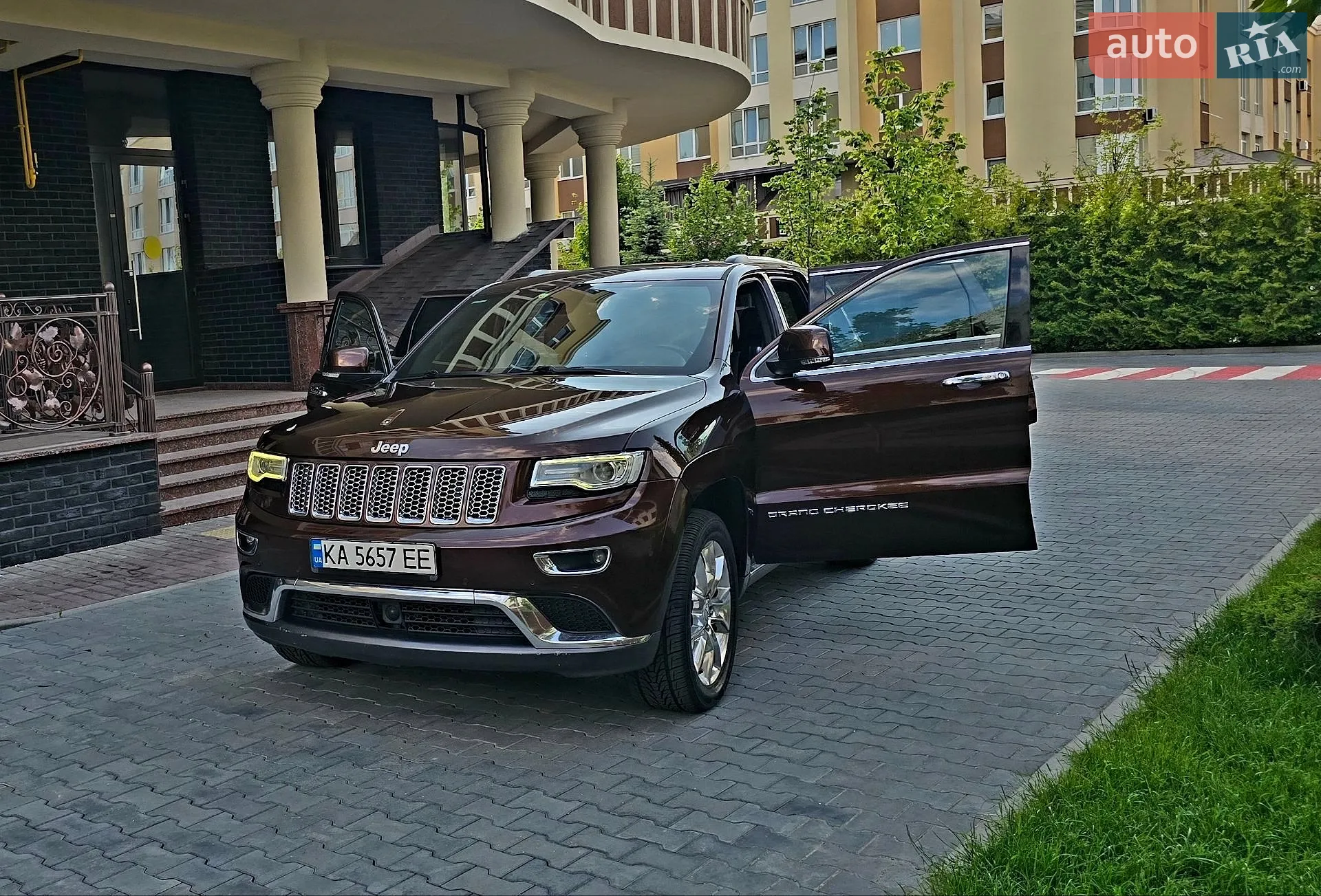 2015 Jeep Grand Cherokee - мініатюра 12