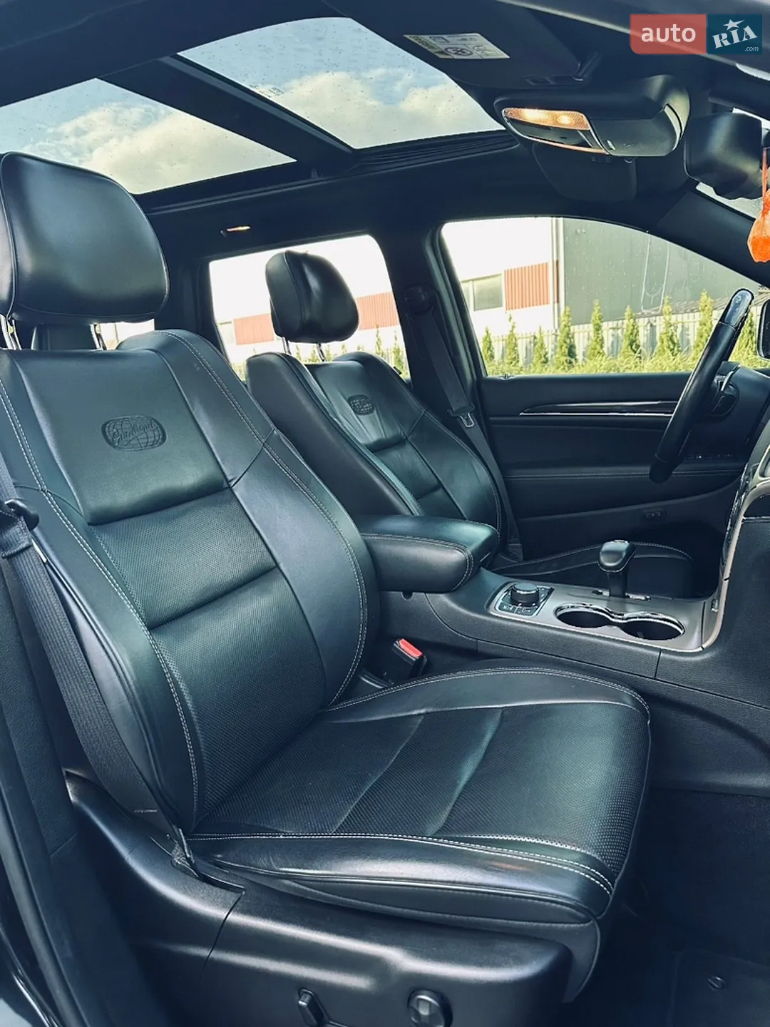 2014 Jeep Grand Cherokee - мініатюра 33