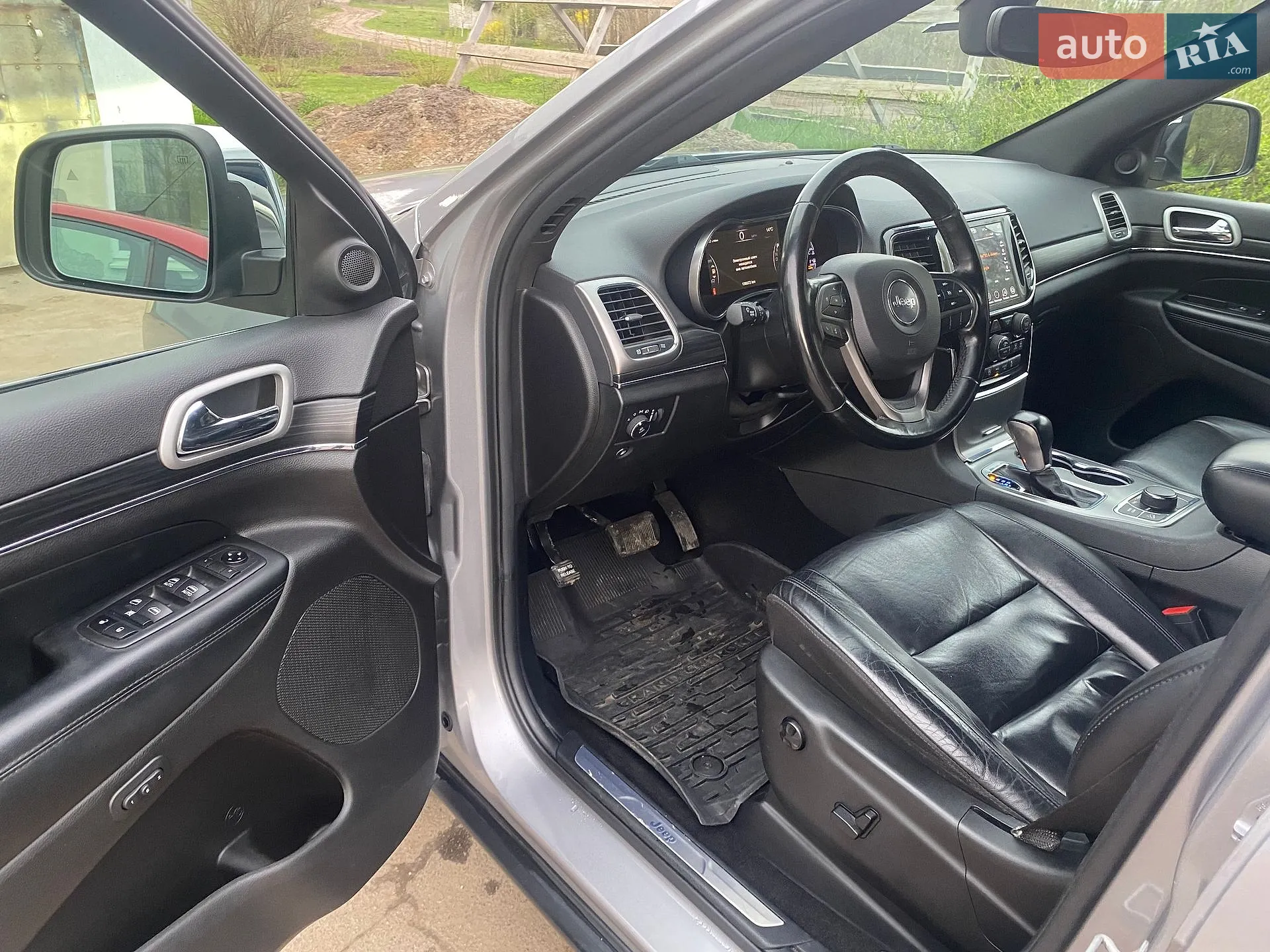 2019 Jeep Grand Cherokee - мініатюра 20