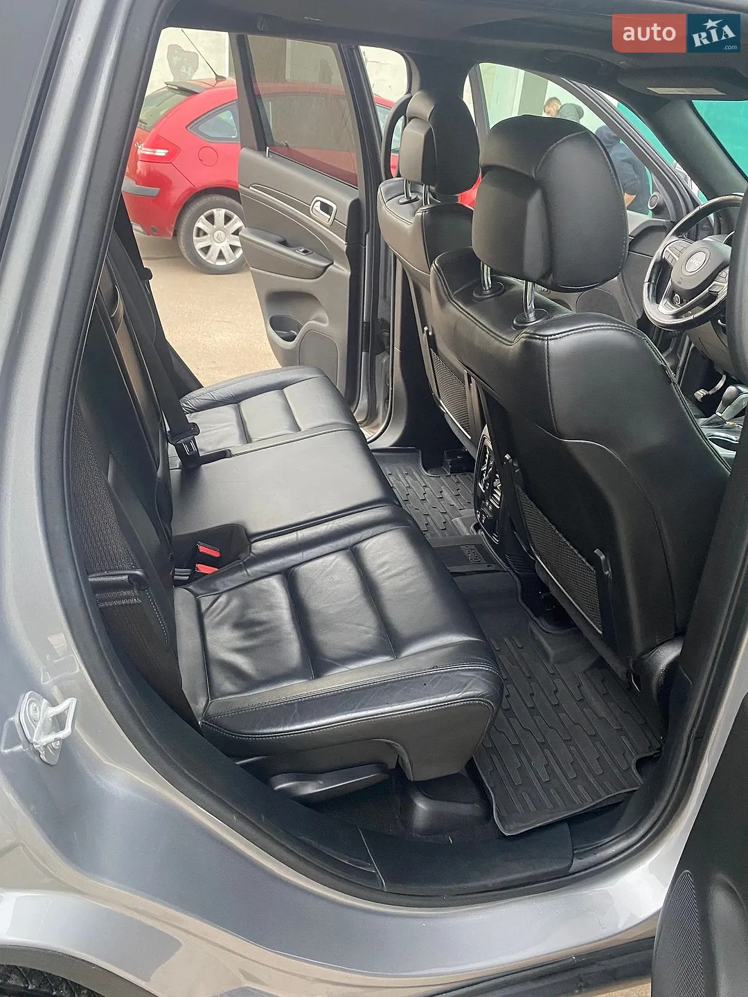 2019 Jeep Grand Cherokee - мініатюра 25