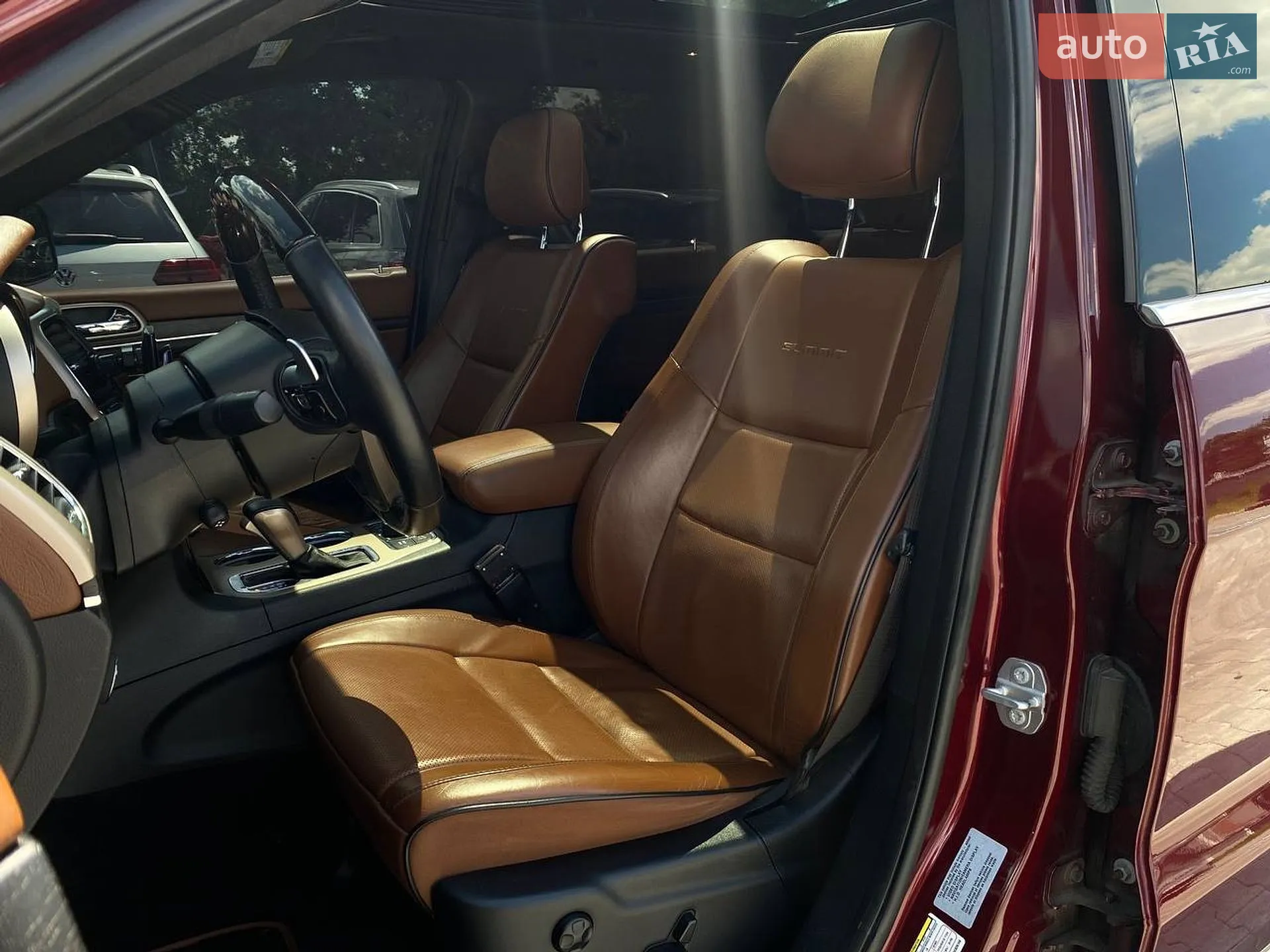 2017 Jeep Grand Cherokee - мініатюра 32