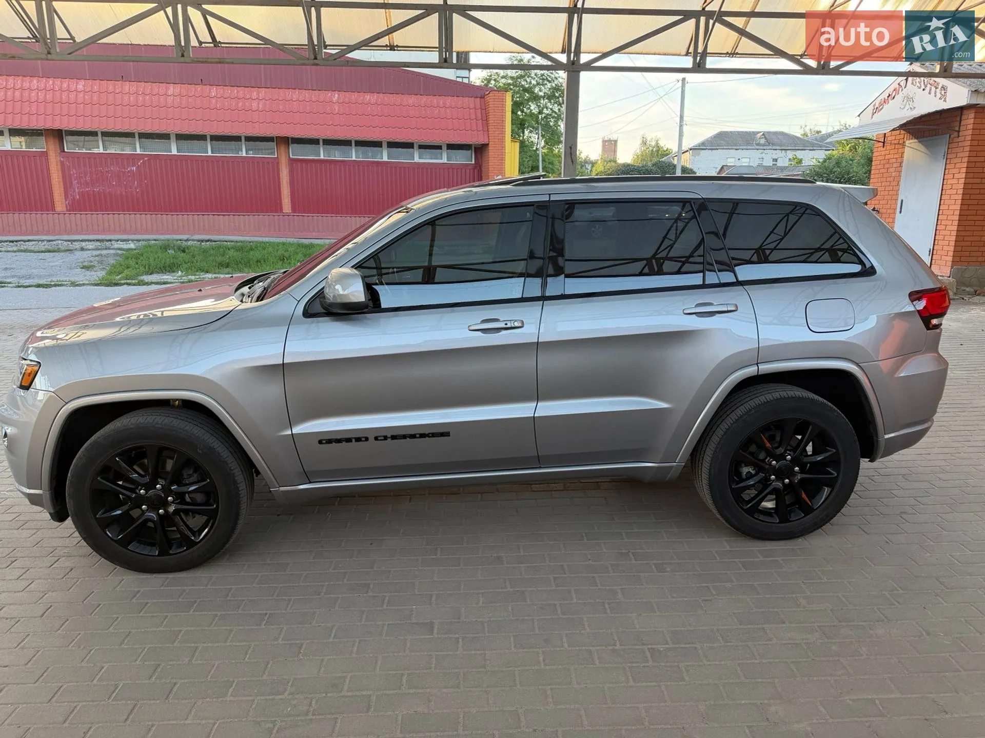 2021 Jeep Grand Cherokee - мініатюра 10