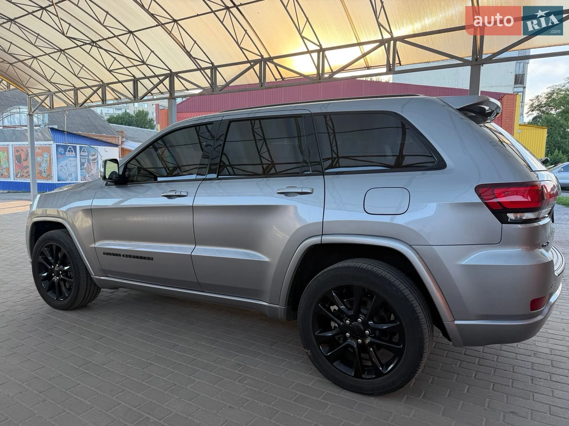 2021 Jeep Grand Cherokee - мініатюра 12